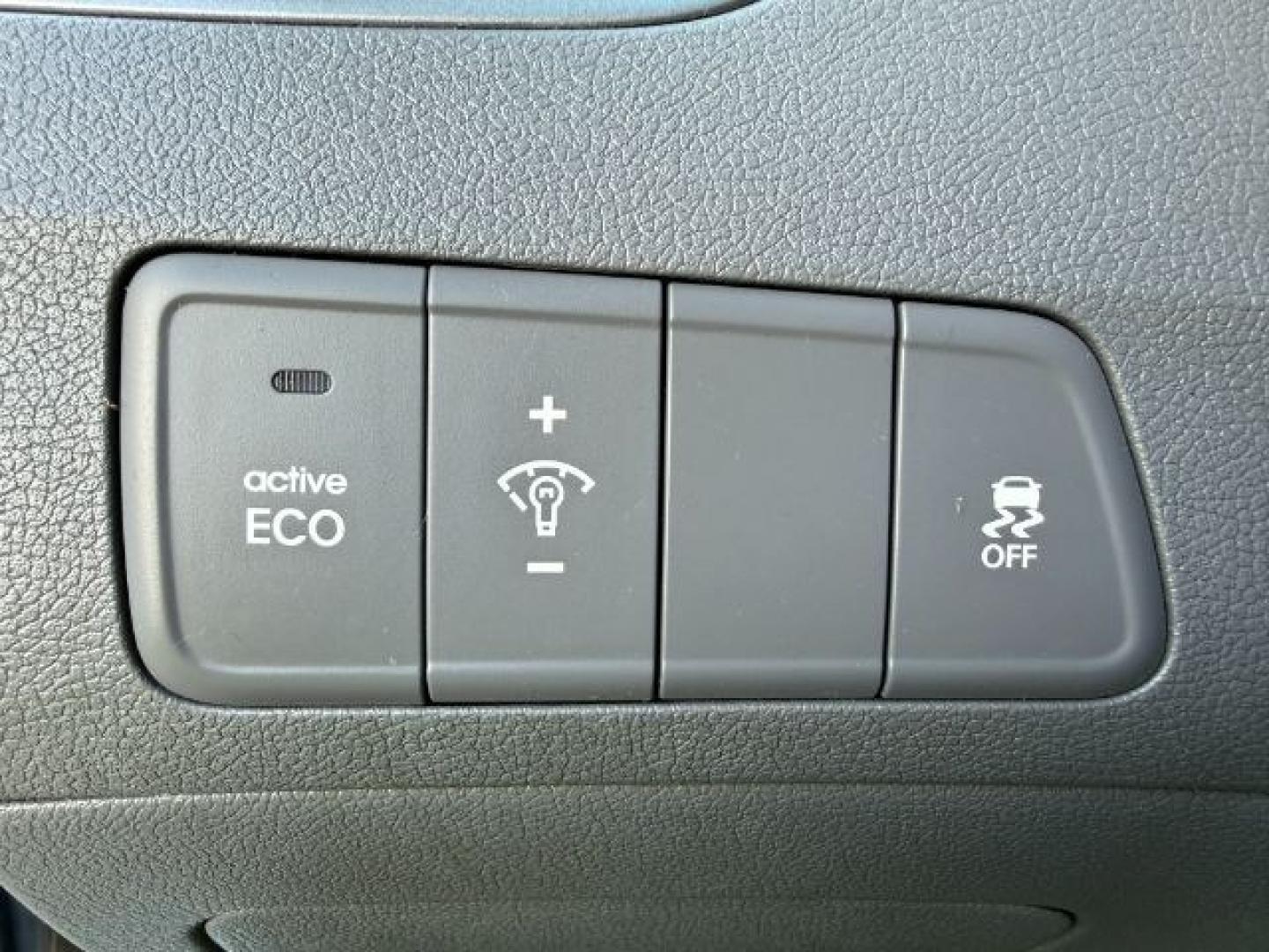 2012 SILVER /Gray Cloth Interior Hyundai Elantra (5NPDH4AE4CH) with an 18L L4 DOHC 16V engine, Automatic transmission, located at 1175 N Woodruff Ave, Idaho Falls, ID, 83401, 43.506901, -111.999657 - At Timberline Auto, finding a great deal on your next vehicle is always easy! Our experienced sales staff's goal is to help find you the right vehicle at the right price! Our knowledgeable finance department has options for almost any credit score. We offer extended service contract options to prote - Photo#40