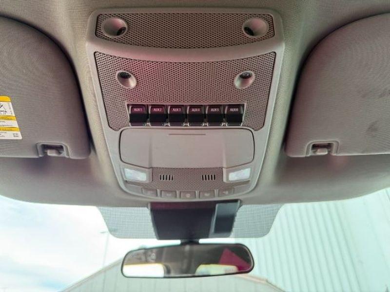 2021 Antimatter Blue Metallic /Medium Earth Gray Ford F-350 XLT (1FT8W3B61ME) with an V8, 6.2L engine, 10-speed automatic transmission, located at 1175 N Woodruff Ave, Idaho Falls, ID, 83401, 43.506901, -111.999657 - <b>Vehicle Details</b><br>Looking for a powerful pre-owned truck in Idaho Falls, ID? This 2021 Ford F-350 Super Duty XLT Crew Cab Long Bed 4WD is ready for work, travel, and towing confidence. Powered by a 6.2L V8 gasoline engine and equipped with 4WD, this Super Duty delivers the strength and capab- Photo#9