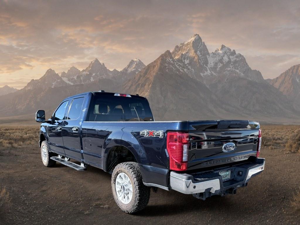 2021 Antimatter Blue Metallic /Medium Earth Gray Ford F-350 XLT (1FT8W3B61ME) with an V8, 6.2L engine, 10-speed automatic transmission, located at 1175 N Woodruff Ave, Idaho Falls, ID, 83401, 43.506901, -111.999657 - <b>Vehicle Details</b><br>Looking for a powerful pre-owned truck in Idaho Falls, ID? This 2021 Ford F-350 Super Duty XLT Crew Cab Long Bed 4WD is ready for work, travel, and towing confidence. Powered by a 6.2L V8 gasoline engine and equipped with 4WD, this Super Duty delivers the strength and capab- Photo#17