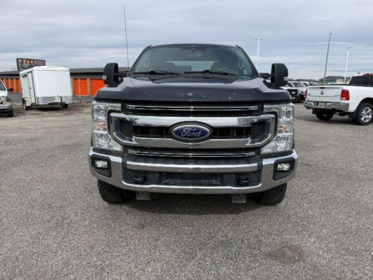2021 BLUE /Medium Earth Gray Ford F-350 SD XLT Crew Cab Long Bed 4WD (1FT8W3B61ME) with an 6.2L V8 OHV 16V engine, 6-Speed Automatic transmission, located at 1235 N Woodruff Ave., Idaho Falls, 83401, (208) 523-1053, 43.507172, -112.000488 - At Timberline Auto, finding a great deal on your next vehicle is always easy! Our experienced sales staff's goal is to help find you the right vehicle at the right price! Our knowledgeable finance department has options for almost any credit score. We offer extended service contract options to prote - Photo#29