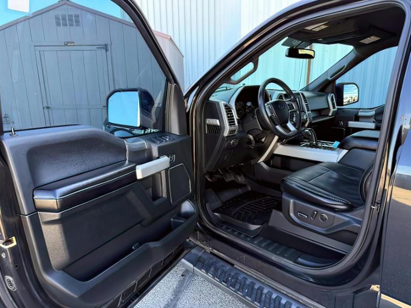 2015 BLACK /LEATHER Ford F-150 (1FTFW1EG9FF) with an 35L V6 ECOBOOST engine, Automatic transmission, located at 1175 N Woodruff Ave, Idaho Falls, ID, 83401, 43.506901, -111.999657 - At Timberline Auto, finding a great deal on your next vehicle is always easy! Our experienced sales staff's goal is to help find you the right vehicle at the right price! Our knowledgeable finance department has options for almost any credit score. We offer extended service contract options to prote - Photo#12