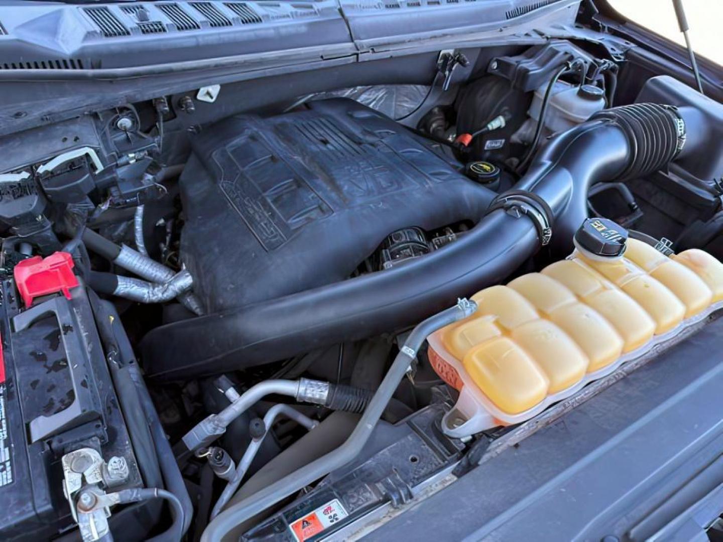 2015 BLACK /LEATHER Ford F-150 (1FTFW1EG9FF) with an 35L V6 ECOBOOST engine, Automatic transmission, located at 1175 N Woodruff Ave, Idaho Falls, ID, 83401, 43.506901, -111.999657 - At Timberline Auto, finding a great deal on your next vehicle is always easy! Our experienced sales staff's goal is to help find you the right vehicle at the right price! Our knowledgeable finance department has options for almost any credit score. We offer extended service contract options to prote - Photo#25