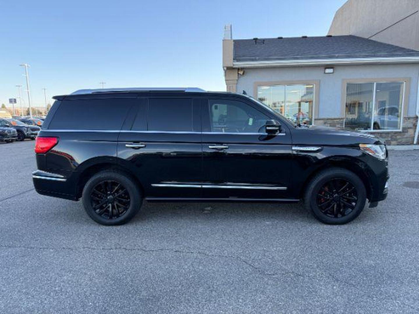 2018 BLACK /Ebony Lincoln Navigator (5LMJJ2JT2JE) with an EcoBoost 35L V-6 portdirect injection engine, Automatic transmission, located at 1175 N Woodruff Ave, Idaho Falls, ID, 83401, 43.506901, -111.999657 - At Timberline Auto, finding a great deal on your next vehicle is always easy! Our experienced sales staff's goal is to help find you the right vehicle at the right price! Our knowledgeable finance department has options for almost any credit score. We offer extended service contract options to prote - Photo#40