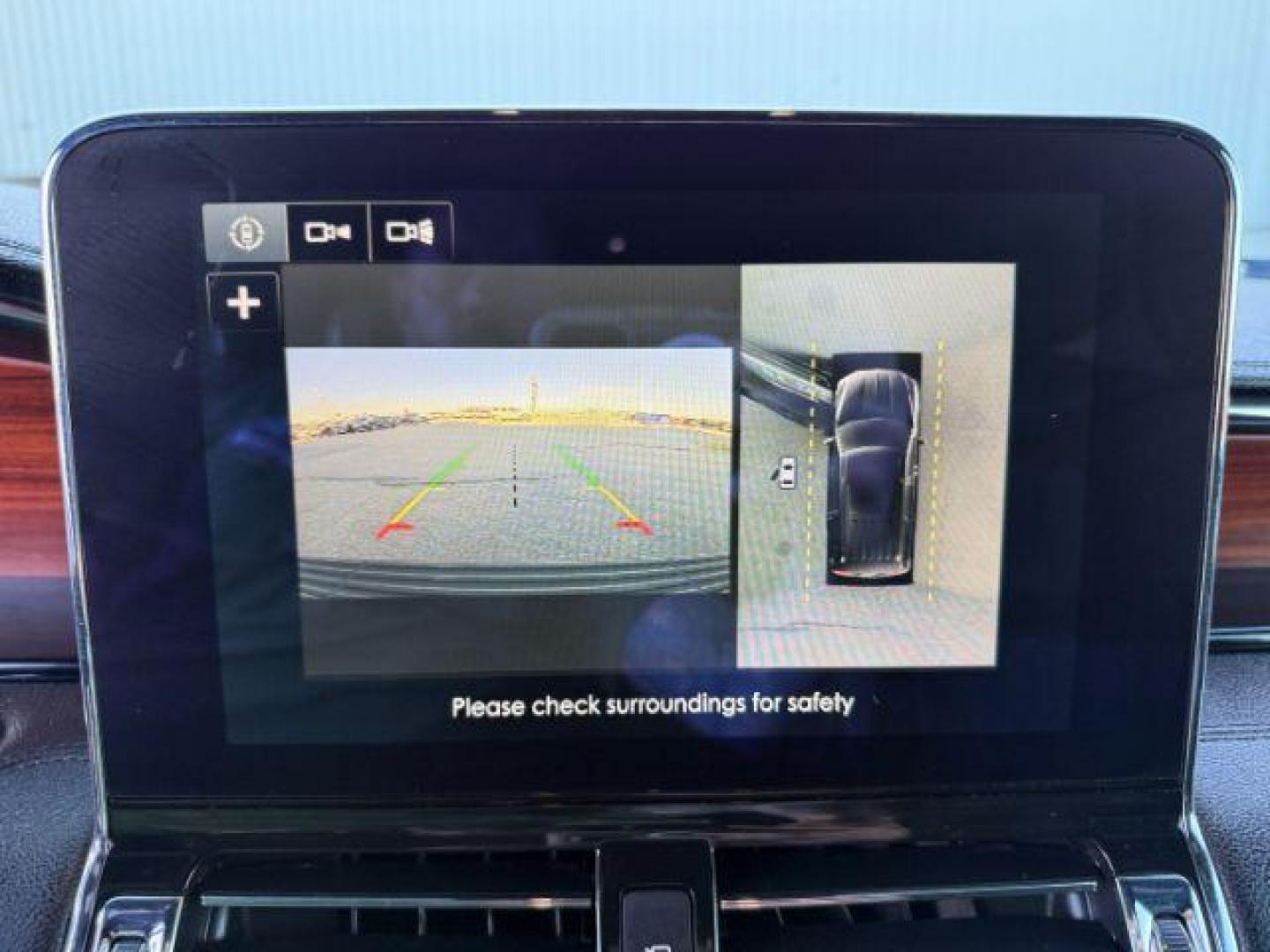 2018 BLACK /Ebony Lincoln Navigator (5LMJJ2JT2JE) with an EcoBoost 35L V-6 portdirect injection engine, Automatic transmission, located at 1175 N Woodruff Ave, Idaho Falls, ID, 83401, 43.506901, -111.999657 - At Timberline Auto, finding a great deal on your next vehicle is always easy! Our experienced sales staff's goal is to help find you the right vehicle at the right price! Our knowledgeable finance department has options for almost any credit score. We offer extended service contract options to prote - Photo#50