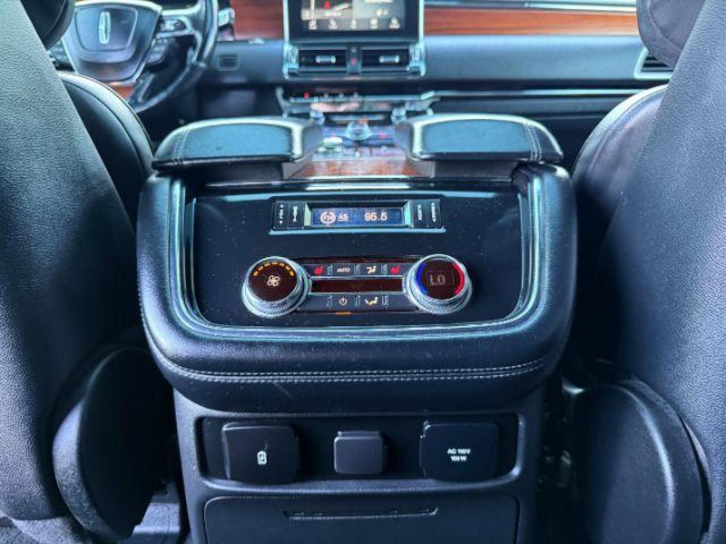 2018 BLACK /Ebony Lincoln Navigator (5LMJJ2JT2JE) with an EcoBoost 35L V-6 portdirect injection engine, Automatic transmission, located at 1175 N Woodruff Ave, Idaho Falls, ID, 83401, 43.506901, -111.999657 - At Timberline Auto, finding a great deal on your next vehicle is always easy! Our experienced sales staff's goal is to help find you the right vehicle at the right price! Our knowledgeable finance department has options for almost any credit score. We offer extended service contract options to prote - Photo#57