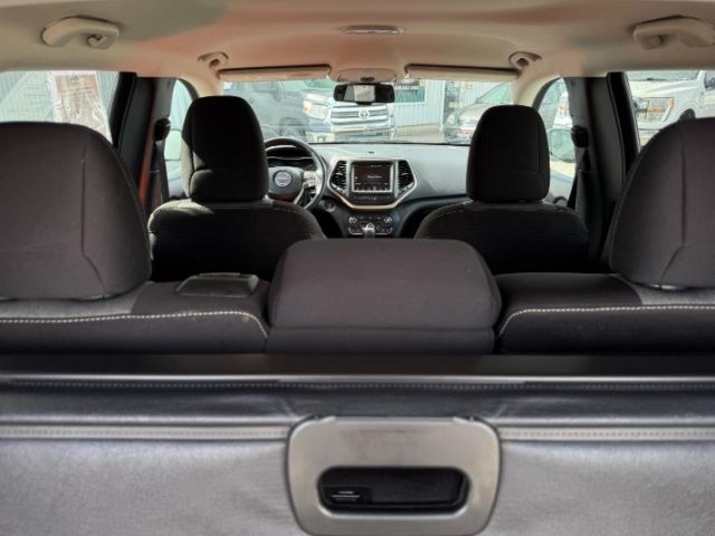 2014 GRAY /Black Jeep Cherokee (1C4PJMCSXEW) with an 32L V-6 DOHC engine, Automatic transmission, located at 1175 N Woodruff Ave, Idaho Falls, ID, 83401, 43.506901, -111.999657 - At Timberline Auto, finding a great deal on your next vehicle is always easy! Our experienced sales staff's goal is to help find you the right vehicle at the right price! Our knowledgeable finance department has options for almost any credit score. We offer extended service contract options to prote - Photo#34