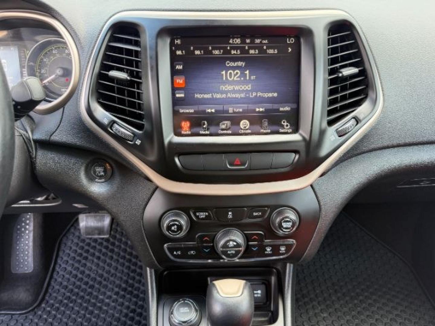 2014 GRAY /Black Jeep Cherokee (1C4PJMCSXEW) with an 32L V-6 DOHC engine, Automatic transmission, located at 1175 N Woodruff Ave, Idaho Falls, ID, 83401, 43.506901, -111.999657 - At Timberline Auto, finding a great deal on your next vehicle is always easy! Our experienced sales staff's goal is to help find you the right vehicle at the right price! Our knowledgeable finance department has options for almost any credit score. We offer extended service contract options to prote - Photo#44