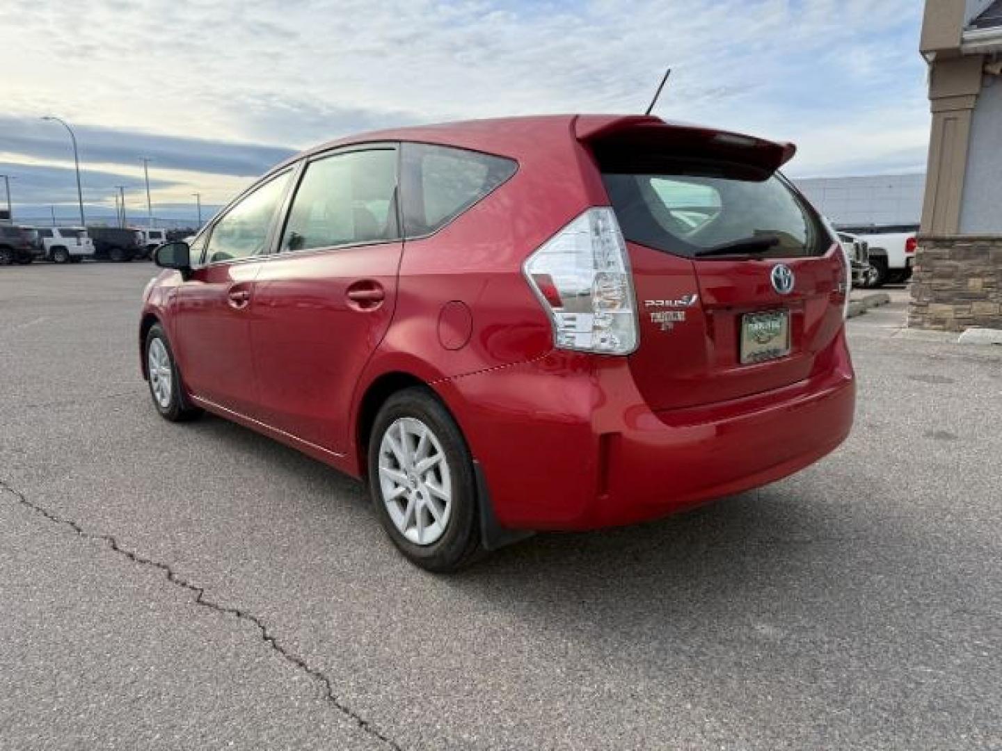2014 RED /Dark Gray Toyota Prius v (JTDZN3EU5EJ) with an 18L I-4 DOHC engine, Automatic transmission, located at 1175 N Woodruff Ave, Idaho Falls, ID, 83401, 43.506901, -111.999657 - At Timberline Auto, finding a great deal on your next vehicle is always easy! Our experienced sales staff's goal is to help find you the right vehicle at the right price! Our knowledgeable finance department has options for almost any credit score. We offer extended service contract options to prote - Photo#28