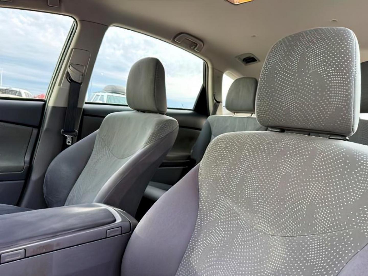 2014 RED /Dark Gray Toyota Prius v (JTDZN3EU5EJ) with an 18L I-4 DOHC engine, Automatic transmission, located at 1175 N Woodruff Ave, Idaho Falls, ID, 83401, 43.506901, -111.999657 - At Timberline Auto, finding a great deal on your next vehicle is always easy! Our experienced sales staff's goal is to help find you the right vehicle at the right price! Our knowledgeable finance department has options for almost any credit score. We offer extended service contract options to prote - Photo#21