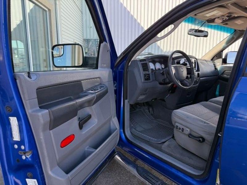2008 Electric Blue Pearlcoat /Medium Slate Gray Dodge Ram Pickup SLT (3D7KS28A08G) with an 6 Cyl, 6.7L engine, 6-speed manual transmission, located at 1175 N Woodruff Ave, Idaho Falls, ID, 83401, 43.506901, -111.999657 - <b>Vehicle Details</b><br>Built for hard work and dependable performance, this 2008 Dodge Ram Pickup 2500 SLT is a strong choice for drivers who need capability, durability, and proven diesel power. Equipped with a 6 Cyl, 6.7L Diesel engine and 4WD, this heavy-duty Ram is ready for towing, hauling,- Photo#10