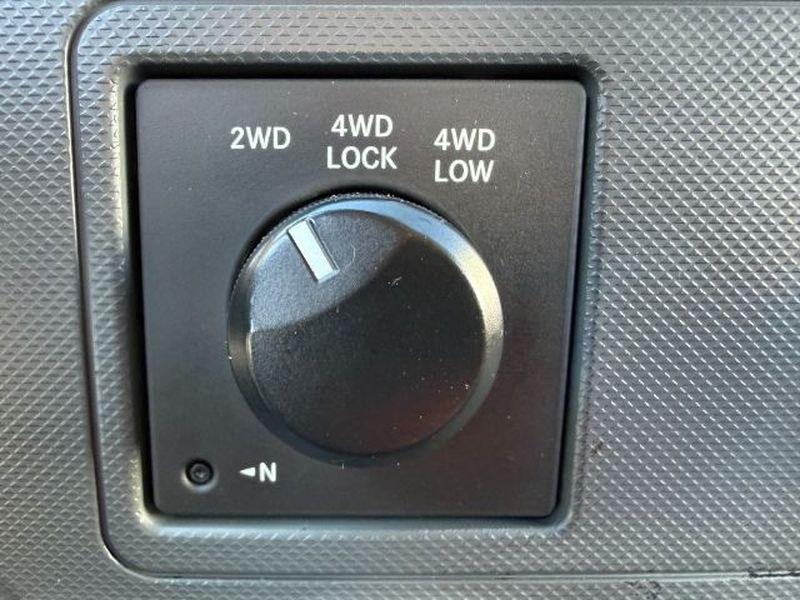 2008 Electric Blue Pearlcoat /Medium Slate Gray Dodge Ram Pickup SLT (3D7KS28A08G) with an 6 Cyl, 6.7L engine, 6-speed manual transmission, located at 1175 N Woodruff Ave, Idaho Falls, ID, 83401, 43.506901, -111.999657 - <b>Vehicle Details</b><br>Built for hard work and dependable performance, this 2008 Dodge Ram Pickup 2500 SLT is a strong choice for drivers who need capability, durability, and proven diesel power. Equipped with a 6 Cyl, 6.7L Diesel engine and 4WD, this heavy-duty Ram is ready for towing, hauling,- Photo#15