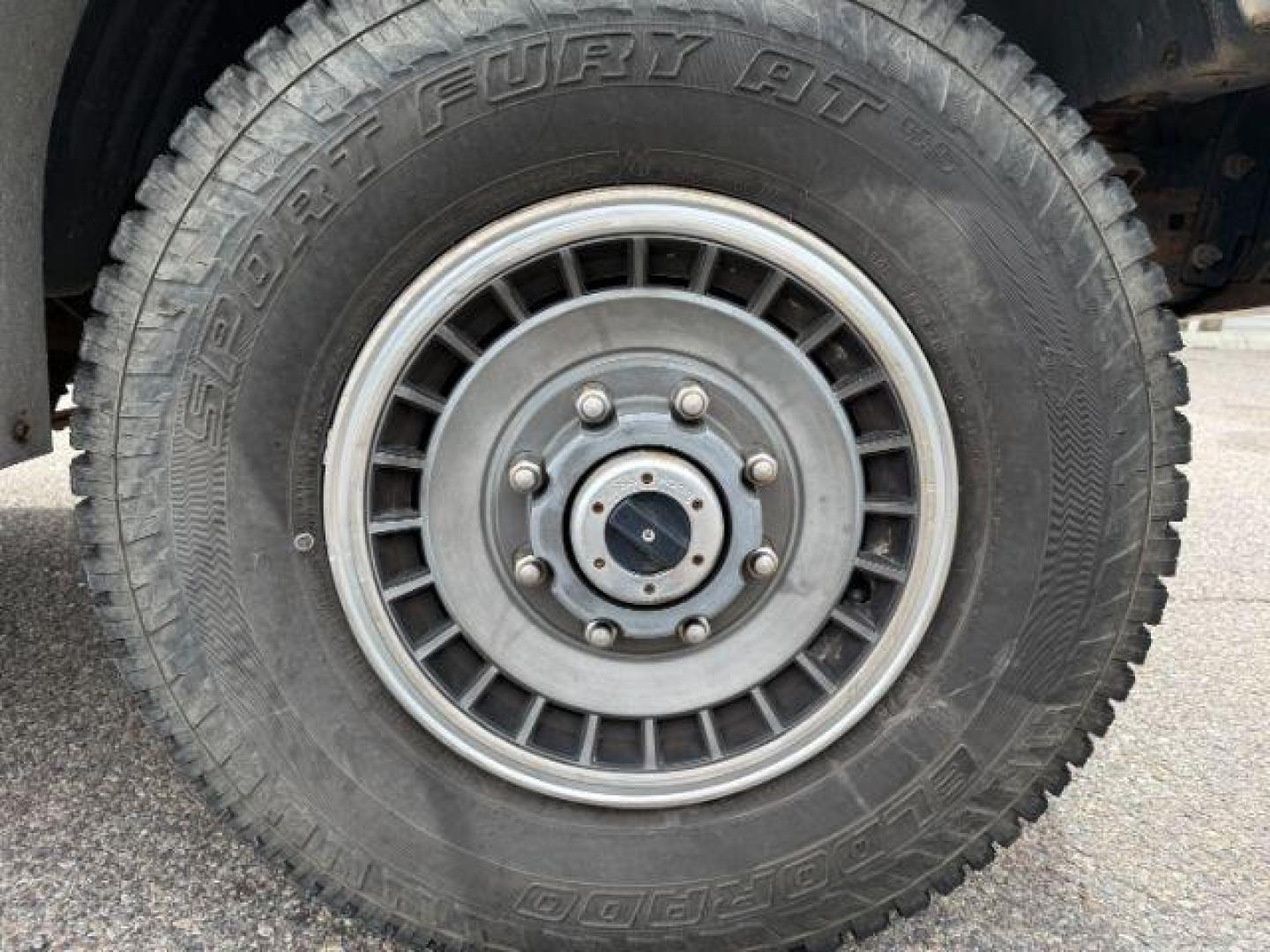 1990 WHITE /CLOTH Ford F-250 XLT (1FTHX26M2LK) with an 7.3L V-8 diesel direct injection engine, AUTOMATIC transmission, located at 1235 N Woodruff Ave., Idaho Falls, 83401, (208) 523-1053, 43.507172, -112.000488 - At Timberline Auto, finding a great deal on your next vehicle is always easy! Our experienced sales staff's goal is to help find you the right vehicle at the right price! Our knowledgeable finance department has options for almost any credit score. We offer extended service contract options to prote - Photo#29