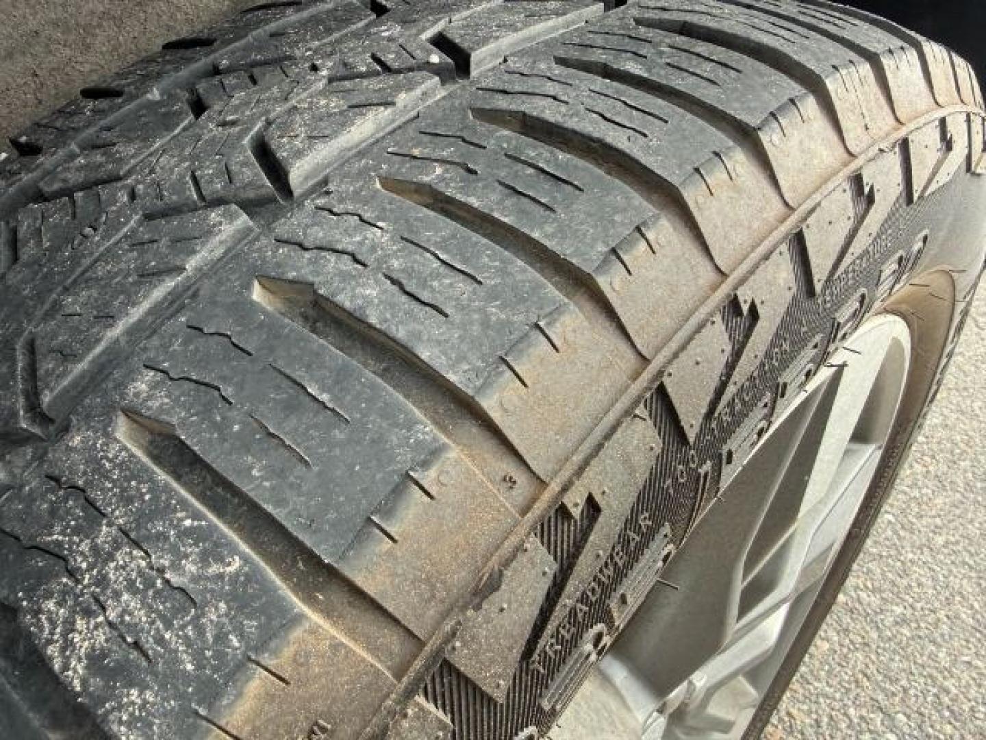 2018 BLACK /Jet Black GMC Acadia SLT-2 (1GKKNWLS8JZ) with an 3.6L V-6 gasoline direct injection engine, AUTOMATIC transmission, located at 1235 N Woodruff Ave., Idaho Falls, 83401, (208) 523-1053, 43.507172, -112.000488 - At Timberline Auto, finding a great deal on your next vehicle is always easy! Our experienced sales staff's goal is to help find you the right vehicle at the right price! Our knowledgeable finance department has options for almost any credit score. We offer extended service contract options to prote - Photo#43