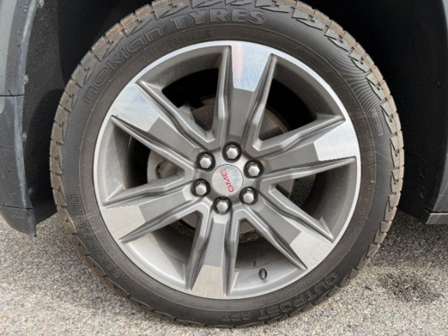 2018 BLACK /Jet Black GMC Acadia SLT-2 (1GKKNWLS8JZ) with an 3.6L V-6 gasoline direct injection engine, AUTOMATIC transmission, located at 1235 N Woodruff Ave., Idaho Falls, 83401, (208) 523-1053, 43.507172, -112.000488 - At Timberline Auto, finding a great deal on your next vehicle is always easy! Our experienced sales staff's goal is to help find you the right vehicle at the right price! Our knowledgeable finance department has options for almost any credit score. We offer extended service contract options to prote - Photo#44