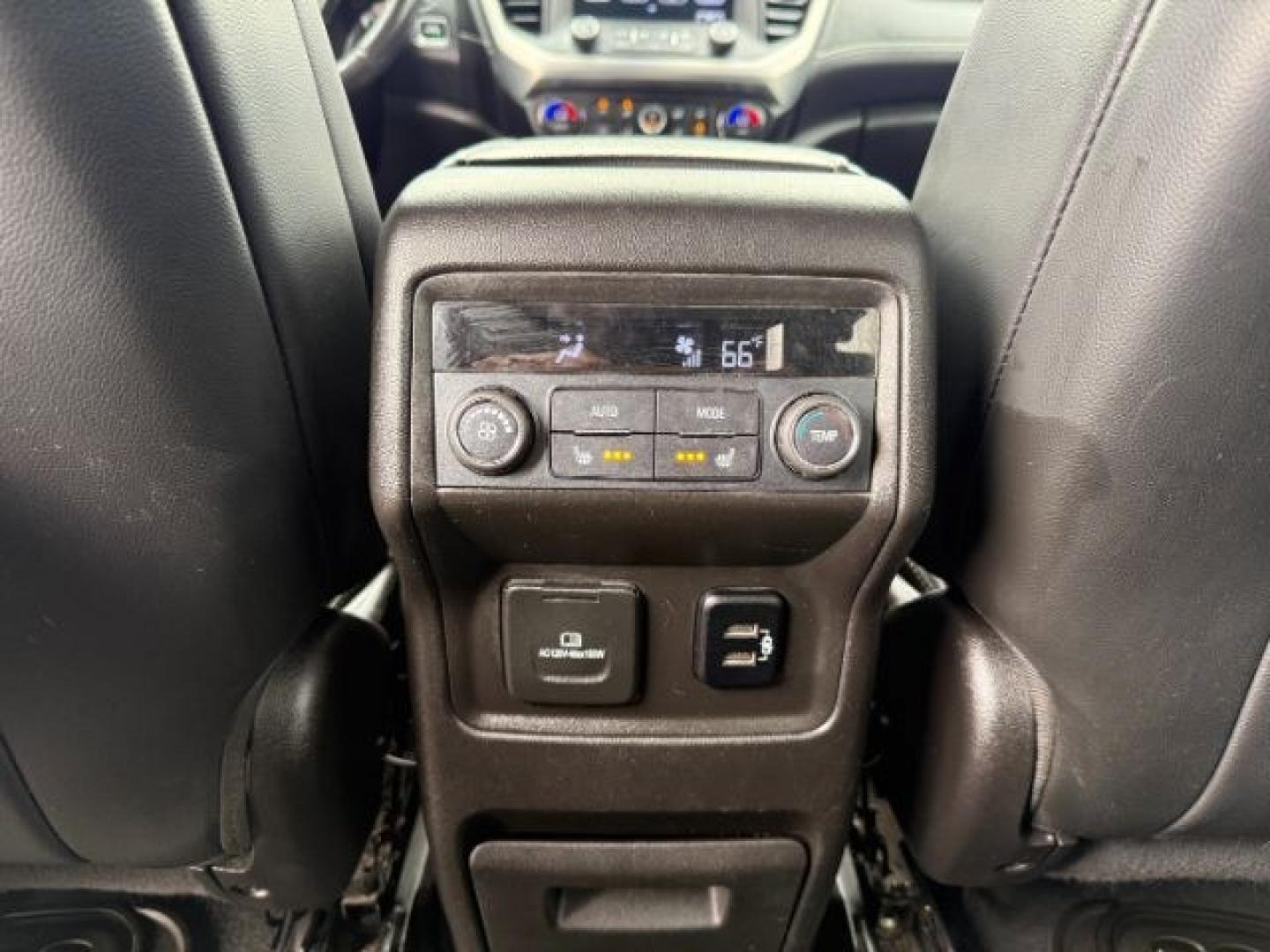 2018 BLACK /Jet Black GMC Acadia SLT-2 (1GKKNWLS8JZ) with an 3.6L V-6 gasoline direct injection engine, AUTOMATIC transmission, located at 1235 N Woodruff Ave., Idaho Falls, 83401, (208) 523-1053, 43.507172, -112.000488 - At Timberline Auto, finding a great deal on your next vehicle is always easy! Our experienced sales staff's goal is to help find you the right vehicle at the right price! Our knowledgeable finance department has options for almost any credit score. We offer extended service contract options to prote - Photo#59