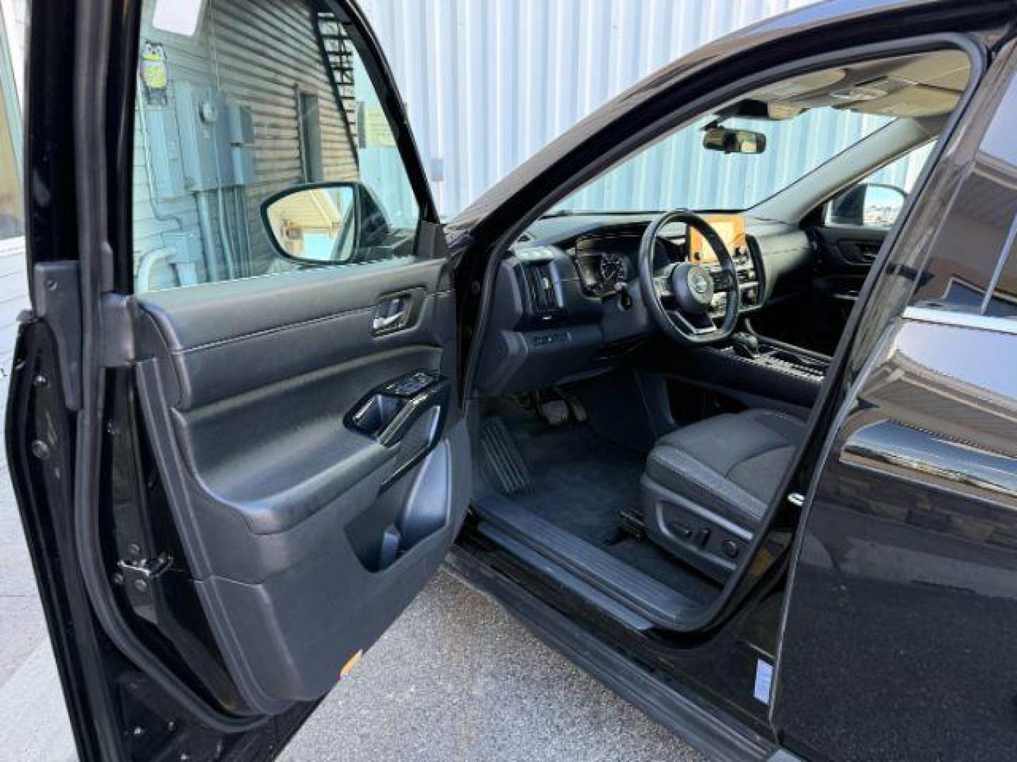 2022 Super Black /Charcoal Nissan Pathfinder (5N1DR3BAXNC) with an 35L V-6 gasoline direct injection engine, Automatic transmission, located at 1175 N Woodruff Ave, Idaho Falls, ID, 83401, 43.506901, -111.999657 - At Timberline Auto, finding a great deal on your next vehicle is always easy! Our experienced sales staff's goal is to help find you the right vehicle at the right price! Our knowledgeable finance department has options for almost any credit score. We offer extended service contract options to prote - Photo#40