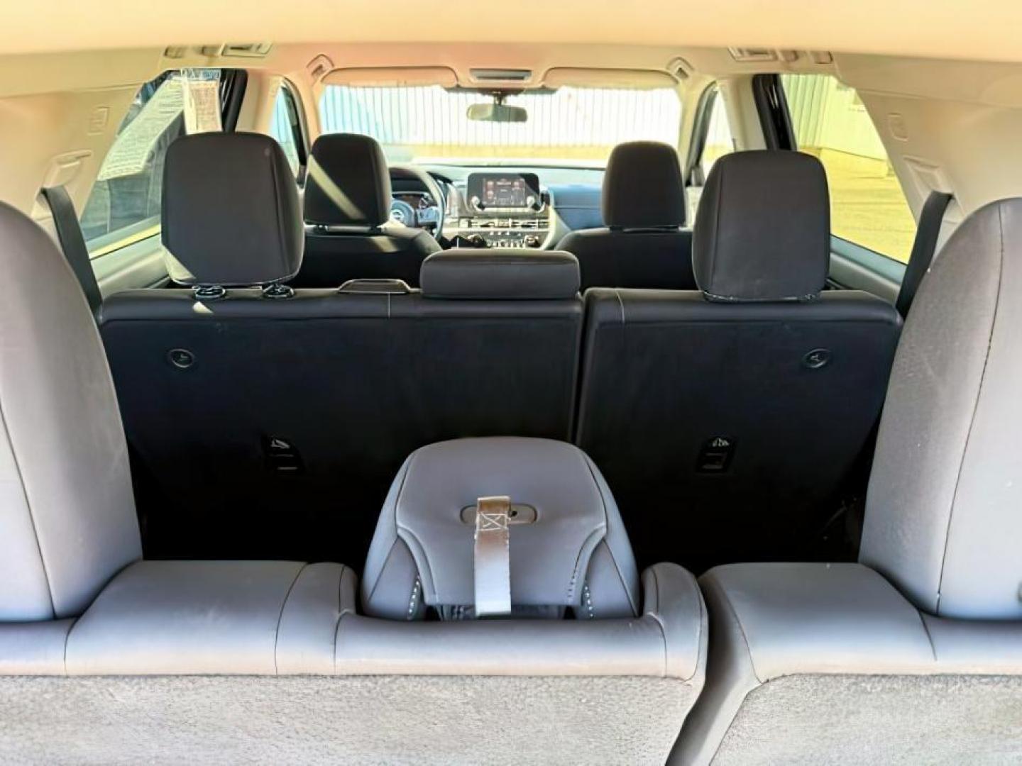 2022 Super Black /Charcoal Nissan Pathfinder (5N1DR3BAXNC) with an 35L V-6 gasoline direct injection engine, Automatic transmission, located at 1175 N Woodruff Ave, Idaho Falls, ID, 83401, 43.506901, -111.999657 - At Timberline Auto, finding a great deal on your next vehicle is always easy! Our experienced sales staff's goal is to help find you the right vehicle at the right price! Our knowledgeable finance department has options for almost any credit score. We offer extended service contract options to prote - Photo#5