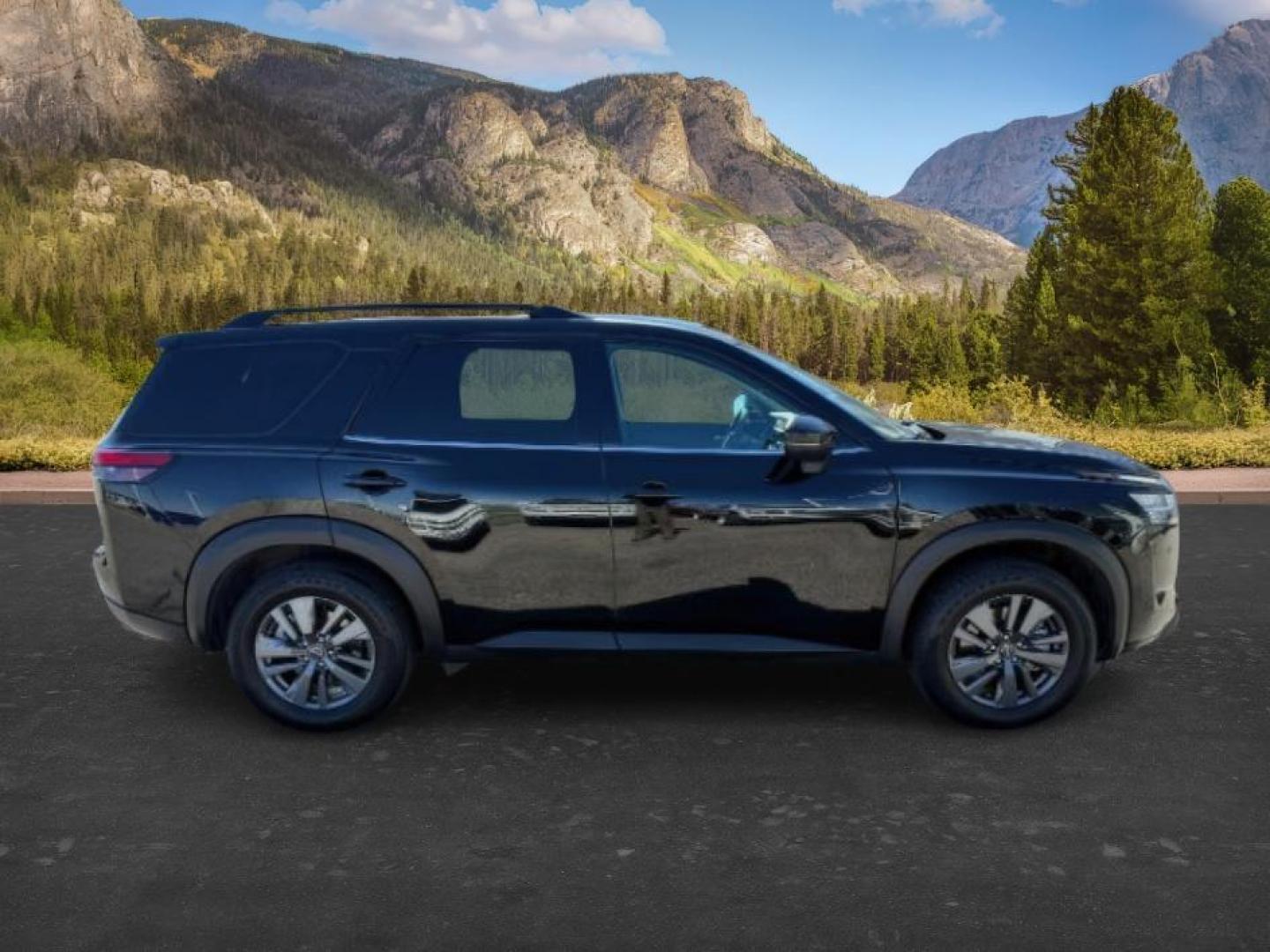 2022 Super Black /Charcoal Nissan Pathfinder (5N1DR3BAXNC) with an 35L V-6 gasoline direct injection engine, Automatic transmission, located at 1175 N Woodruff Ave, Idaho Falls, ID, 83401, 43.506901, -111.999657 - At Timberline Auto, finding a great deal on your next vehicle is always easy! Our experienced sales staff's goal is to help find you the right vehicle at the right price! Our knowledgeable finance department has options for almost any credit score. We offer extended service contract options to prote - Photo#7