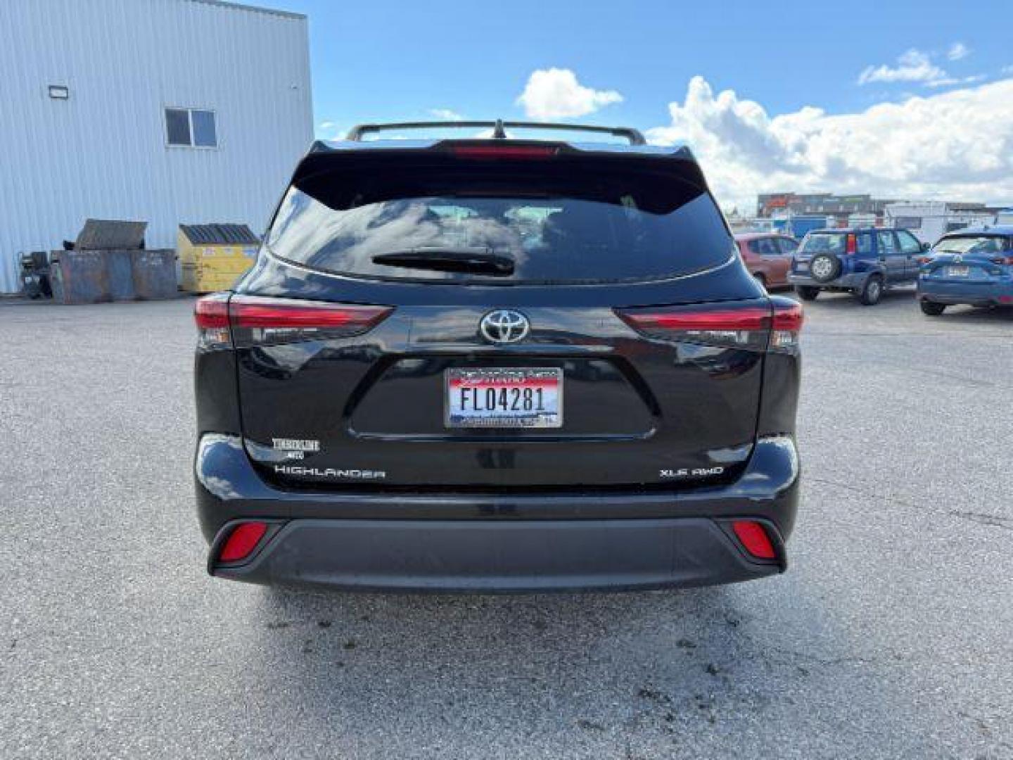2024 BLACK /Black Toyota Highlander XLE (5TDKDRBH9RS) with an 2.4L I-4 port/direct injection engine, AUTOMATIC transmission, located at 1235 N Woodruff Ave., Idaho Falls, 83401, (208) 523-1053, 43.507172, -112.000488 - At Timberline Auto, finding a great deal on your next vehicle is always easy! Our experienced sales staff's goal is to help find you the right vehicle at the right price! Our knowledgeable finance department has options for almost any credit score. We offer extended service contract options to prote - Photo#28