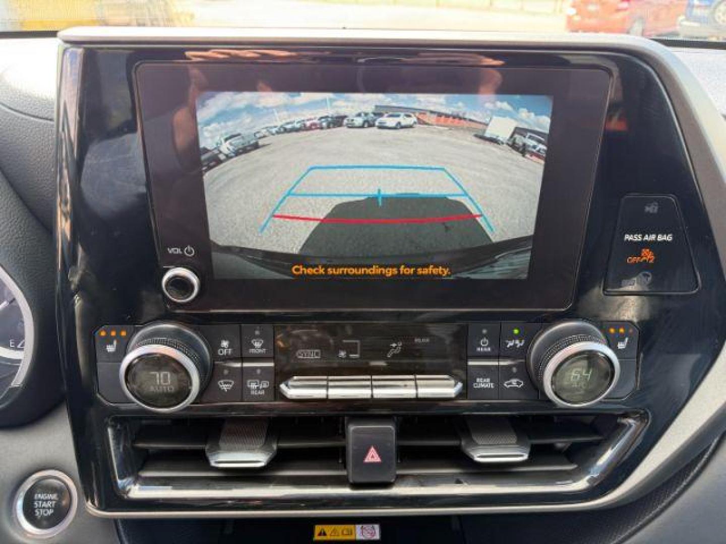 2024 BLACK /Black Toyota Highlander XLE (5TDKDRBH9RS) with an 2.4L I-4 port/direct injection engine, AUTOMATIC transmission, located at 1235 N Woodruff Ave., Idaho Falls, 83401, (208) 523-1053, 43.507172, -112.000488 - At Timberline Auto, finding a great deal on your next vehicle is always easy! Our experienced sales staff's goal is to help find you the right vehicle at the right price! Our knowledgeable finance department has options for almost any credit score. We offer extended service contract options to prote - Photo#40