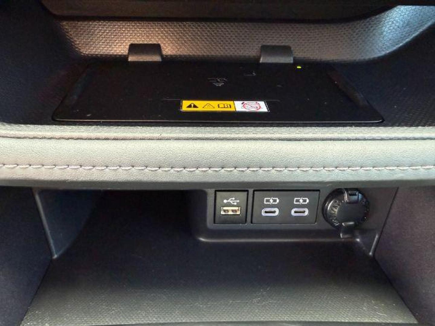 2024 BLACK /Black Toyota Highlander XLE (5TDKDRBH9RS) with an 2.4L I-4 port/direct injection engine, AUTOMATIC transmission, located at 1235 N Woodruff Ave., Idaho Falls, 83401, (208) 523-1053, 43.507172, -112.000488 - At Timberline Auto, finding a great deal on your next vehicle is always easy! Our experienced sales staff's goal is to help find you the right vehicle at the right price! Our knowledgeable finance department has options for almost any credit score. We offer extended service contract options to prote - Photo#41