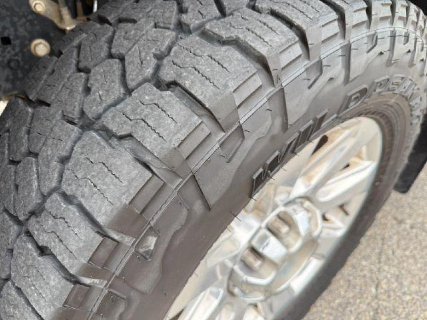 2019 GRAY /Black Ford F-350 Platinum (1FT8W3BT6KE) with an Powerstroke 6.7L V-8 diesel direct injection engine, AUTOMATIC transmission, located at 1235 N Woodruff Ave., Idaho Falls, 83401, (208) 523-1053, 43.507172, -112.000488 - At Timberline Auto, finding a great deal on your next vehicle is always easy! Our experienced sales staff's goal is to help find you the right vehicle at the right price! Our knowledgeable finance department has options for almost any credit score. We offer extended service contract options to prote - Photo#35