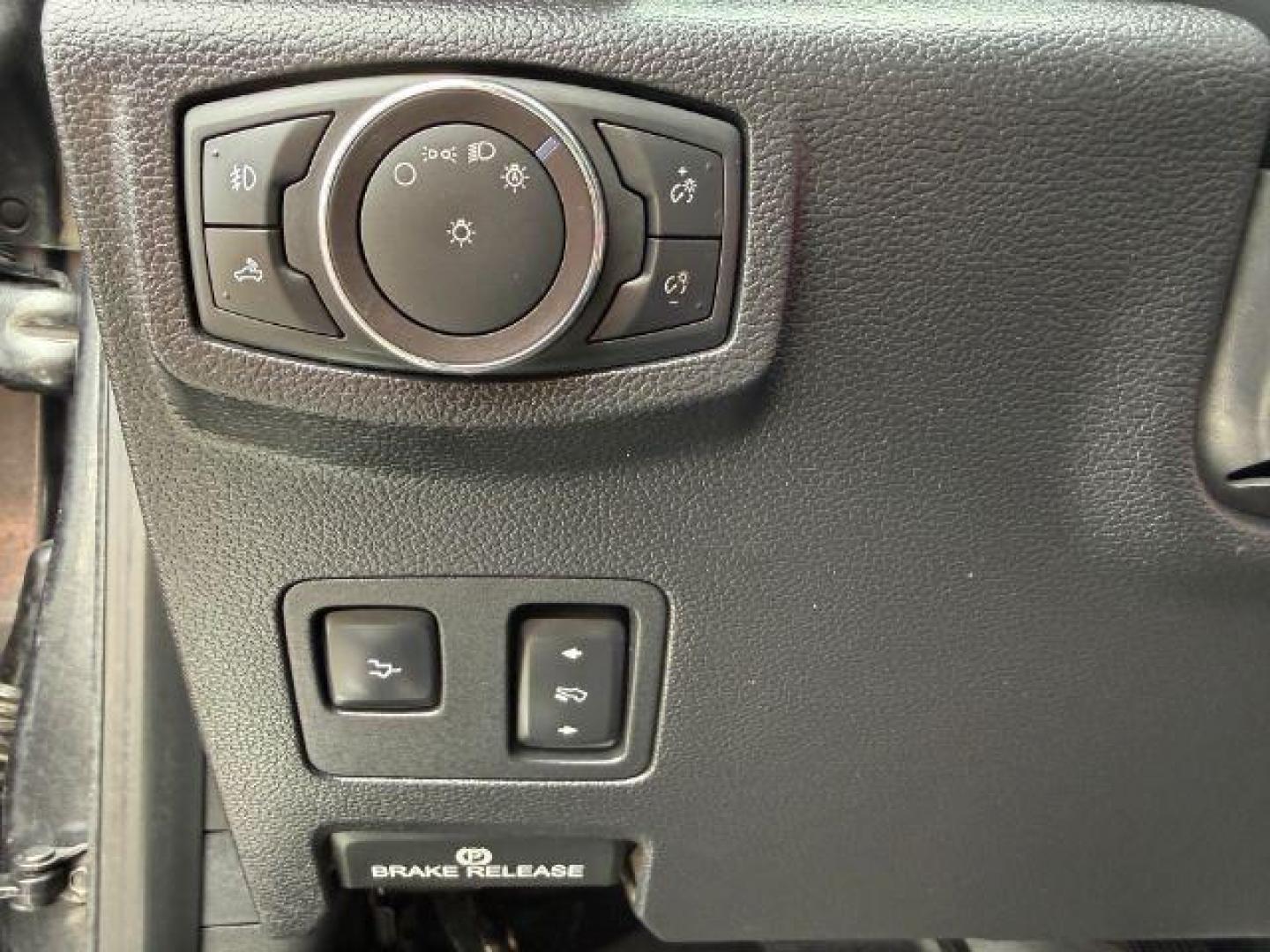 2019 GRAY /Black Ford F-350 Platinum (1FT8W3BT6KE) with an Powerstroke 6.7L V-8 diesel direct injection engine, AUTOMATIC transmission, located at 1235 N Woodruff Ave., Idaho Falls, 83401, (208) 523-1053, 43.507172, -112.000488 - At Timberline Auto, finding a great deal on your next vehicle is always easy! Our experienced sales staff's goal is to help find you the right vehicle at the right price! Our knowledgeable finance department has options for almost any credit score. We offer extended service contract options to prote - Photo#45