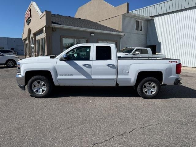 2016 WHITE /LEATHER Chevrolet Silverado 1500 LTZ (1GCVKSEC0GZ) with an 5.3L V8 VORTEC engine, AUTOMATIC transmission, located at 1235 N Woodruff Ave., Idaho Falls, 83401, (208) 523-1053, 43.507172, -112.000488 - This 2016 Chevrolet Silverado 1500 Crew Cab combines full-size truck capability with the space and comfort needed for everyday use. Powered by a 5.3L V8 and equipped with 4x4, it delivers strong towing and hauling performance while remaining comfortable for commuting and road trips. The spacious Cre- Photo#30
