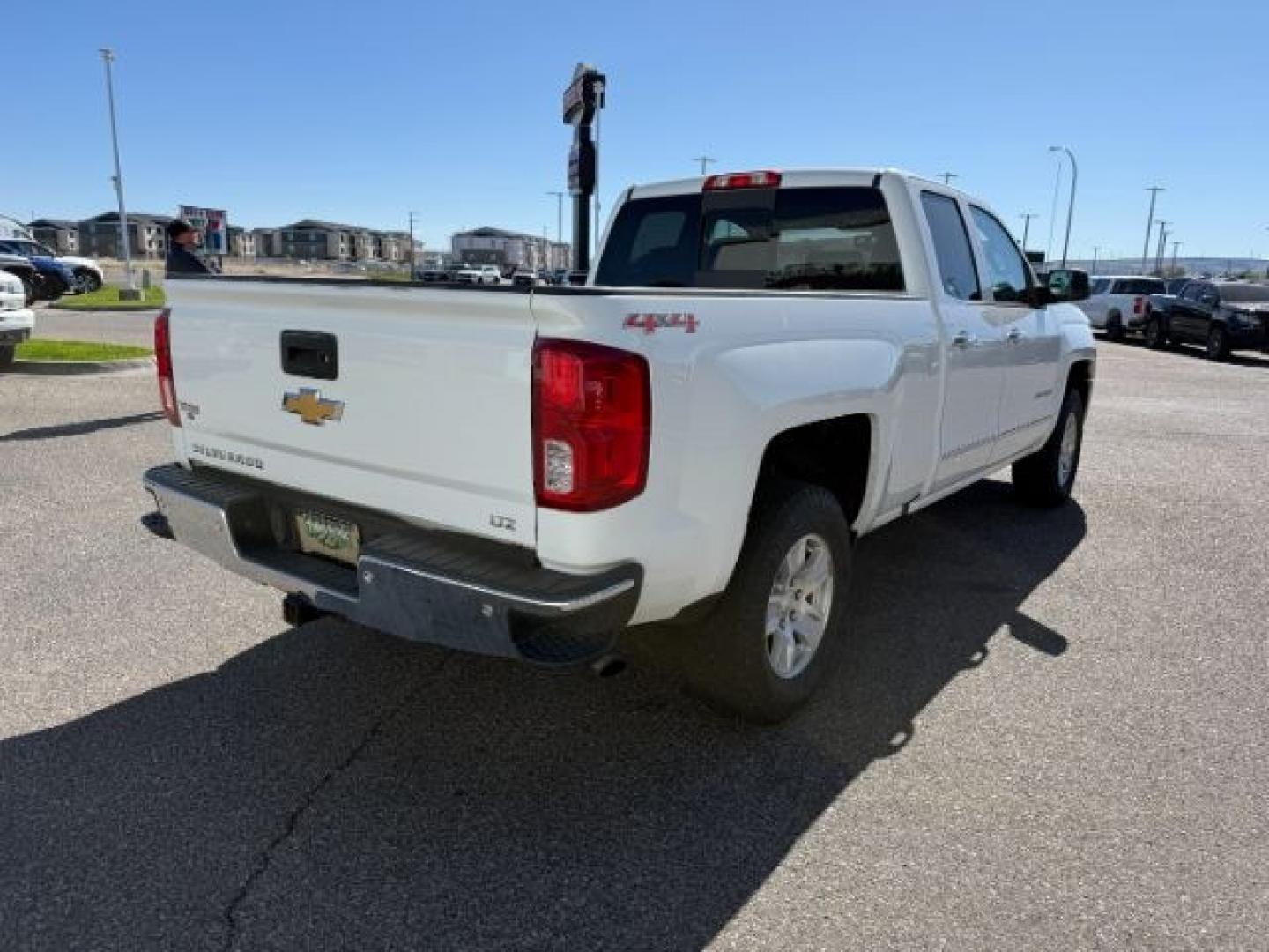 2016 WHITE /LEATHER Chevrolet Silverado 1500 (1GCVKSEC0GZ) with an 53L V8 VORTEC engine, Automatic transmission, located at 1175 N Woodruff Ave, Idaho Falls, ID, 83401, 43.506901, -111.999657 - At Timberline Auto, finding a great deal on your next vehicle is always easy! Our experienced sales staff's goal is to help find you the right vehicle at the right price! Our knowledgeable finance department has options for almost any credit score. We offer extended service contract options to prote - Photo#35