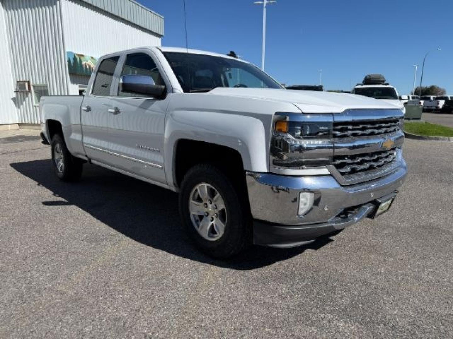 2016 WHITE /LEATHER Chevrolet Silverado 1500 (1GCVKSEC0GZ) with an 53L V8 VORTEC engine, Automatic transmission, located at 1175 N Woodruff Ave, Idaho Falls, ID, 83401, 43.506901, -111.999657 - At Timberline Auto, finding a great deal on your next vehicle is always easy! Our experienced sales staff's goal is to help find you the right vehicle at the right price! Our knowledgeable finance department has options for almost any credit score. We offer extended service contract options to prote - Photo#37