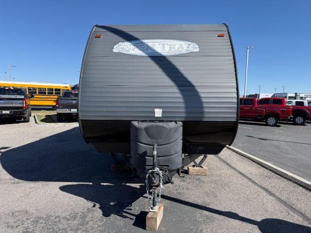 2017 GREY/WHITE /VINYL DUTCHMAN ASPEN 2860 RLS (4YDT28627HY) with an NA engine, located at 1175 N Woodruff Ave, Idaho Falls, ID, 83401, 43.506901, -111.999657 - At Timberline Auto, finding a great deal on your next vehicle is always easy! Our experienced sales staff's goal is to help find you the right vehicle at the right price! Our knowledgeable finance department has options for almost any credit score. We offer extended service contract options to prote- Photo#1