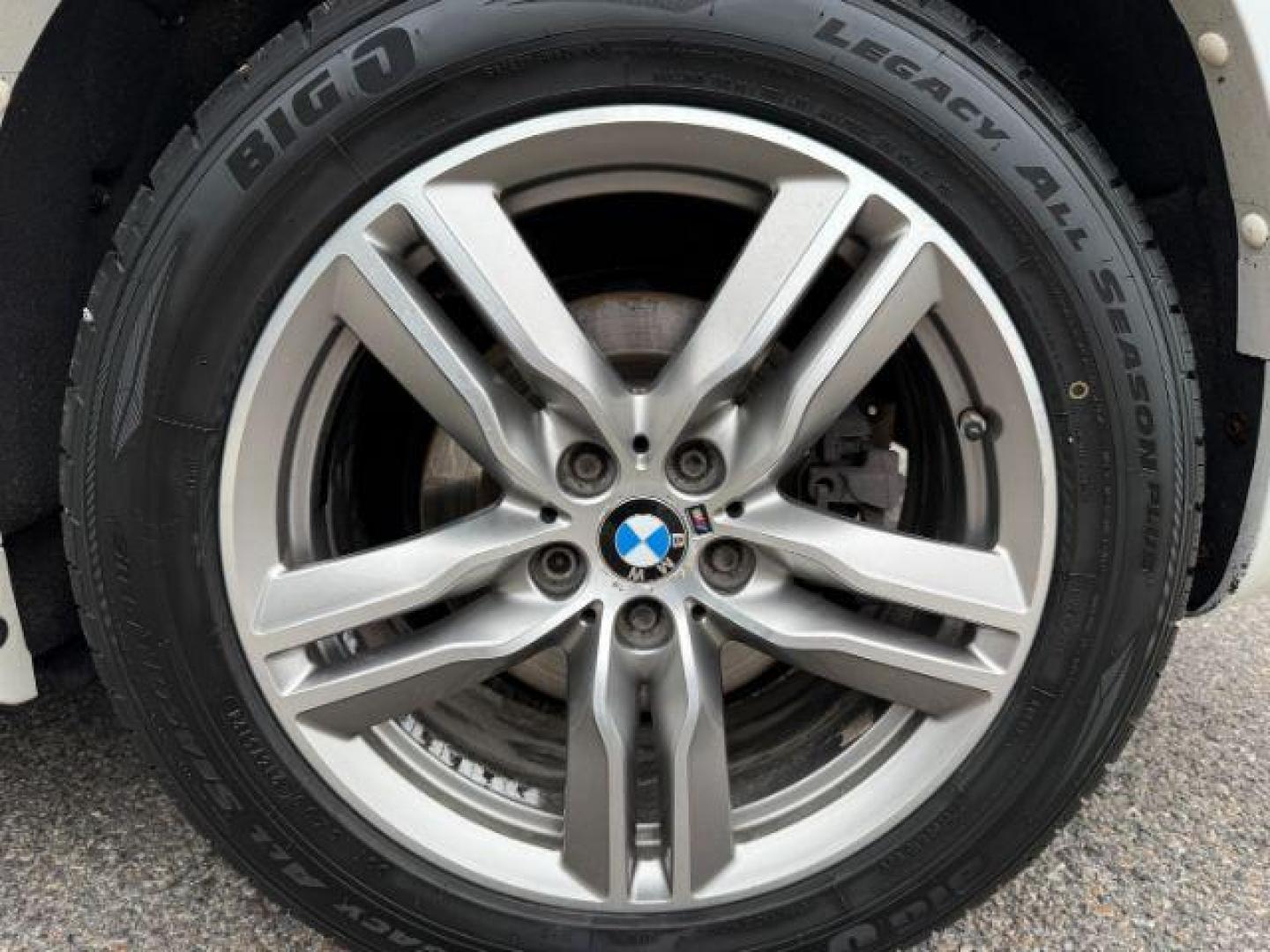 2016 WHITE /Black BMW X1 (WBXHT3C37G5) with an 2L I-4 gasoline direct injection engine, Automatic transmission, located at 1175 N Woodruff Ave, Idaho Falls, ID, 83401, 43.506901, -111.999657 - Photo#43