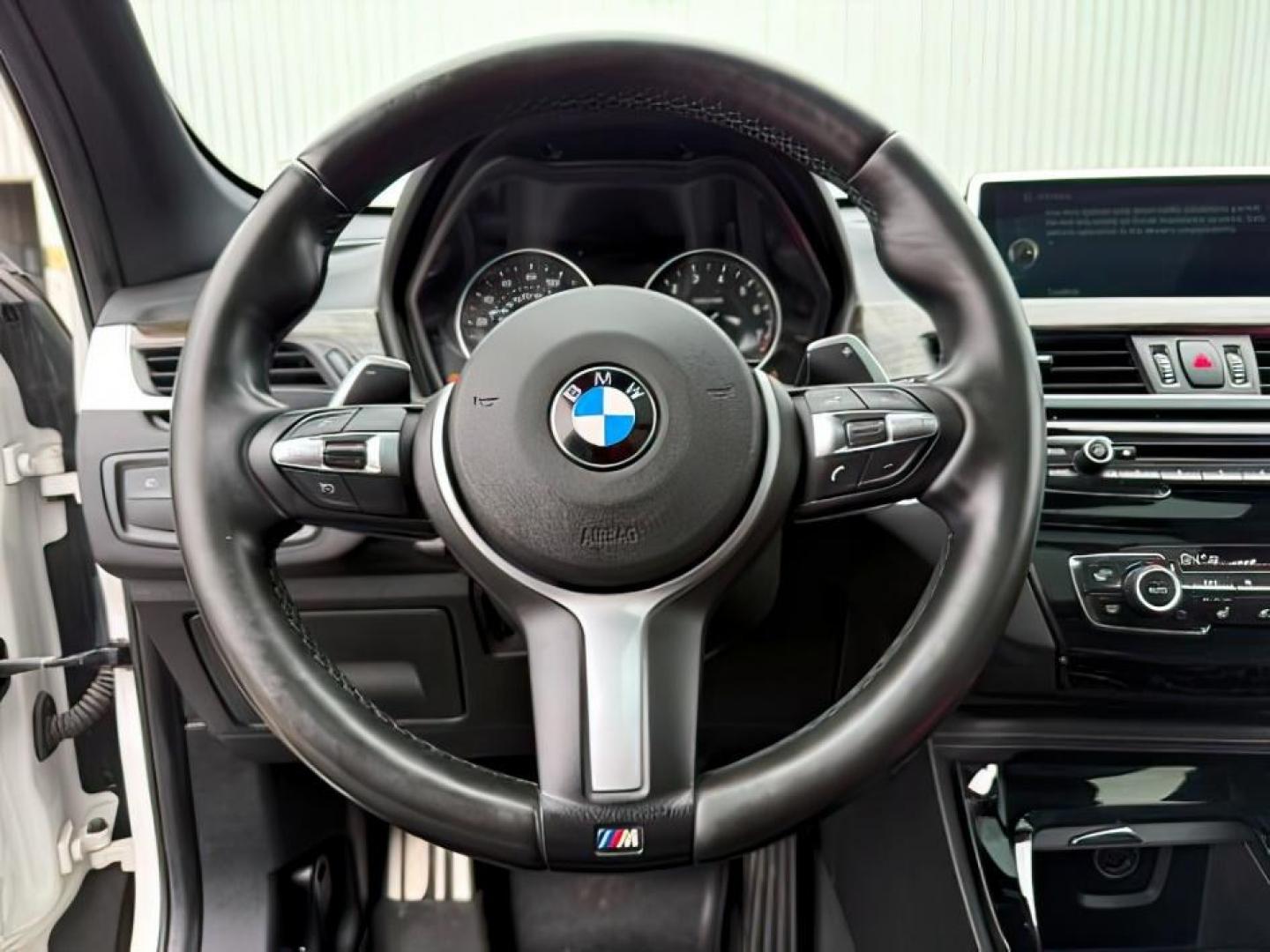 2016 WHITE /Black BMW X1 (WBXHT3C37G5) with an 2L I-4 gasoline direct injection engine, Automatic transmission, located at 1175 N Woodruff Ave, Idaho Falls, ID, 83401, 43.506901, -111.999657 - Photo#18