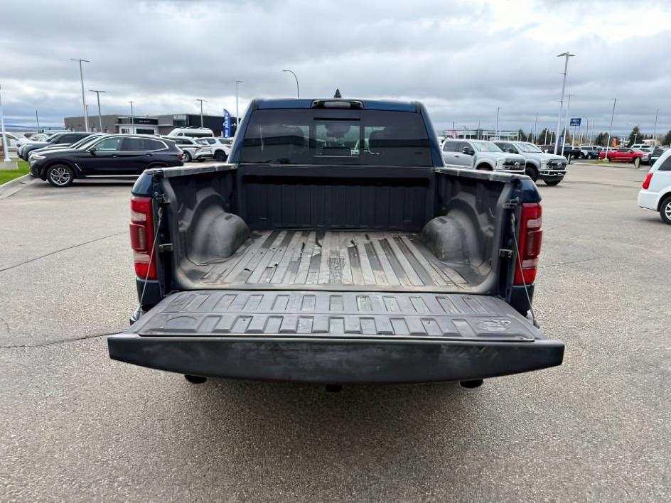 2021 BLUE /LEATHER Ram 1500 BIGHORN (1C6SRFHM4MN) with an 3.0L engine, AUTOMATIC transmission, located at 1235 N Woodruff Ave., Idaho Falls, 83401, (208) 523-1053, 43.507172, -112.000488 - At Timberline Auto, finding a great deal on your next vehicle is always easy! Our experienced sales staff's goal is to help find you the right vehicle at the right price! Our knowledgeable finance department has options for almost any credit score. We offer extended service contract options to prote - Photo#5
