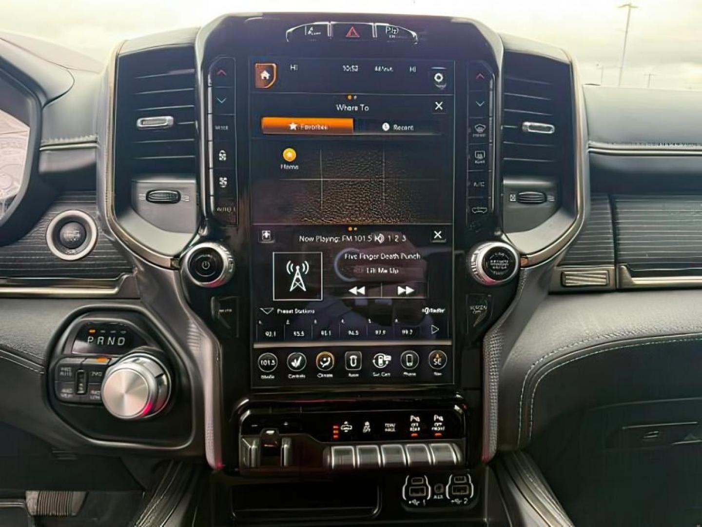 2021 BLUE /LEATHER Ram 1500 (1C6SRFHM4MN) with an 30L engine, Automatic transmission, located at 1175 N Woodruff Ave, Idaho Falls, ID, 83401, 43.506901, -111.999657 - At Timberline Auto, finding a great deal on your next vehicle is always easy! Our experienced sales staff's goal is to help find you the right vehicle at the right price! Our knowledgeable finance department has options for almost any credit score. We offer extended service contract options to prote - Photo#15