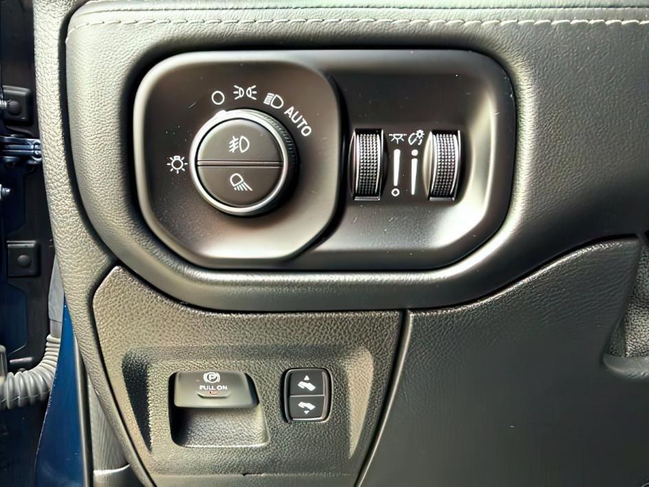 2021 BLUE /LEATHER Ram 1500 BIGHORN (1C6SRFHM4MN) with an 3.0L engine, AUTOMATIC transmission, located at 1235 N Woodruff Ave., Idaho Falls, 83401, (208) 523-1053, 43.507172, -112.000488 - At Timberline Auto, finding a great deal on your next vehicle is always easy! Our experienced sales staff's goal is to help find you the right vehicle at the right price! Our knowledgeable finance department has options for almost any credit score. We offer extended service contract options to prote - Photo#23
