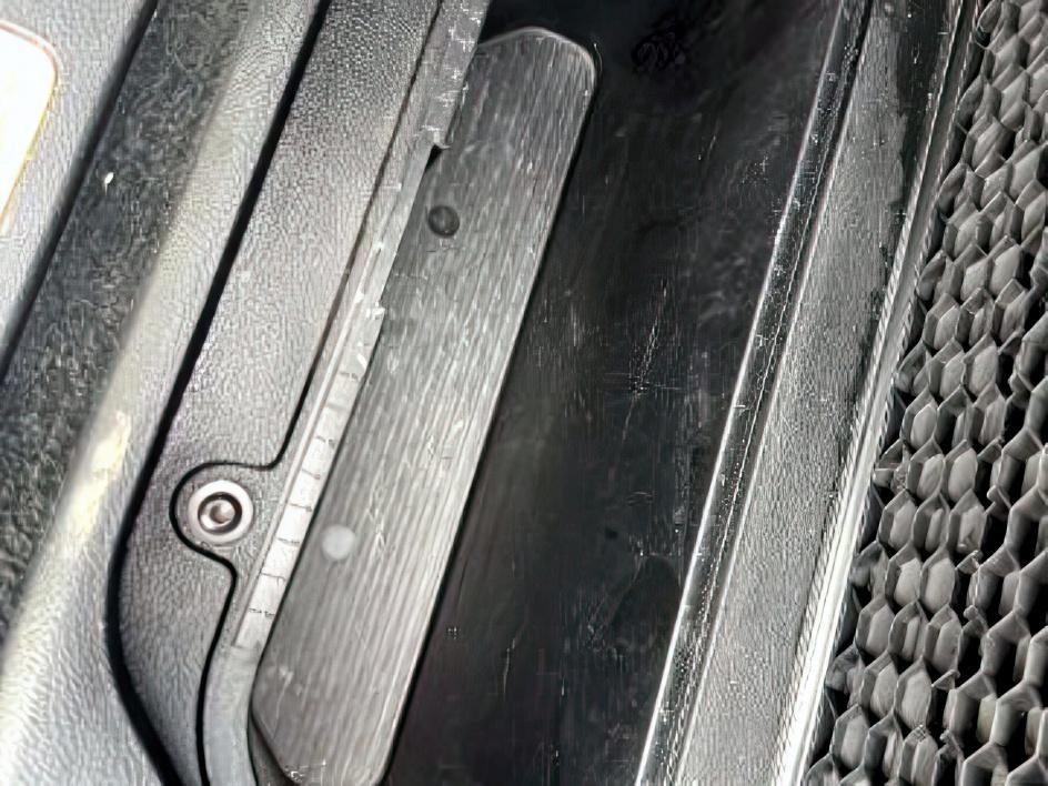 2021 BLUE /LEATHER Ram 1500 BIGHORN (1C6SRFHM4MN) with an 3.0L engine, AUTOMATIC transmission, located at 1235 N Woodruff Ave., Idaho Falls, 83401, (208) 523-1053, 43.507172, -112.000488 - At Timberline Auto, finding a great deal on your next vehicle is always easy! Our experienced sales staff's goal is to help find you the right vehicle at the right price! Our knowledgeable finance department has options for almost any credit score. We offer extended service contract options to prote - Photo#29