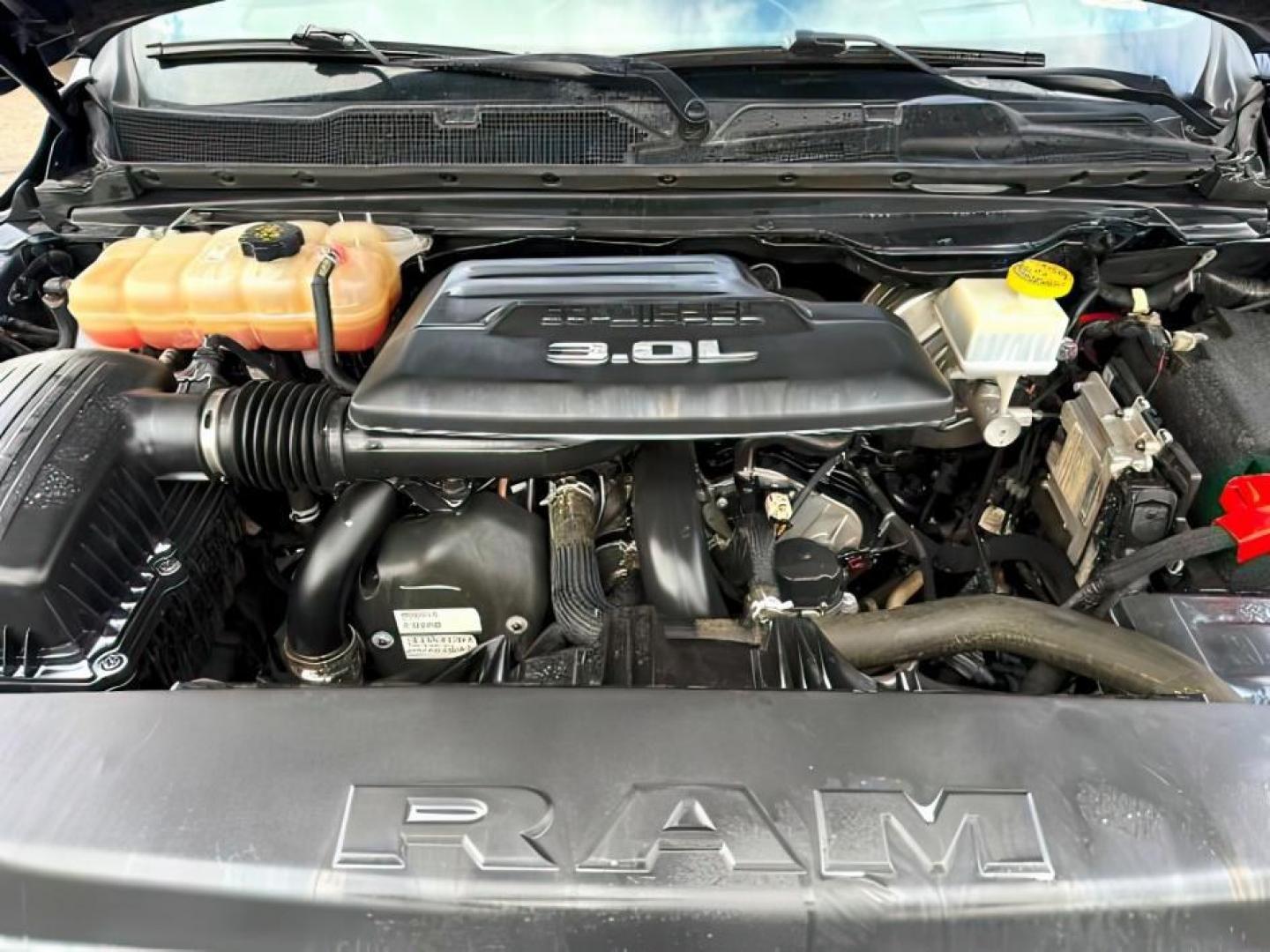 2021 BLUE /LEATHER Ram 1500 (1C6SRFHM4MN) with an 30L engine, Automatic transmission, located at 1175 N Woodruff Ave, Idaho Falls, ID, 83401, 43.506901, -111.999657 - At Timberline Auto, finding a great deal on your next vehicle is always easy! Our experienced sales staff's goal is to help find you the right vehicle at the right price! Our knowledgeable finance department has options for almost any credit score. We offer extended service contract options to prote - Photo#31