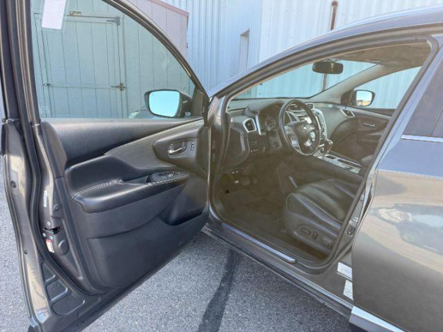 2018 GRAY /Graphite Nissan Murano (5N1AZ2MH0JN) with an 35L V-6 DOHC engine, Automatic transmission, located at 1175 N Woodruff Ave, Idaho Falls, ID, 83401, 43.506901, -111.999657 - At Timberline Auto, finding a great deal on your next vehicle is always easy! Our experienced sales staff's goal is to help find you the right vehicle at the right price! Our knowledgeable finance department has options for almost any credit score. We offer extended service contract options to prote - Photo#43