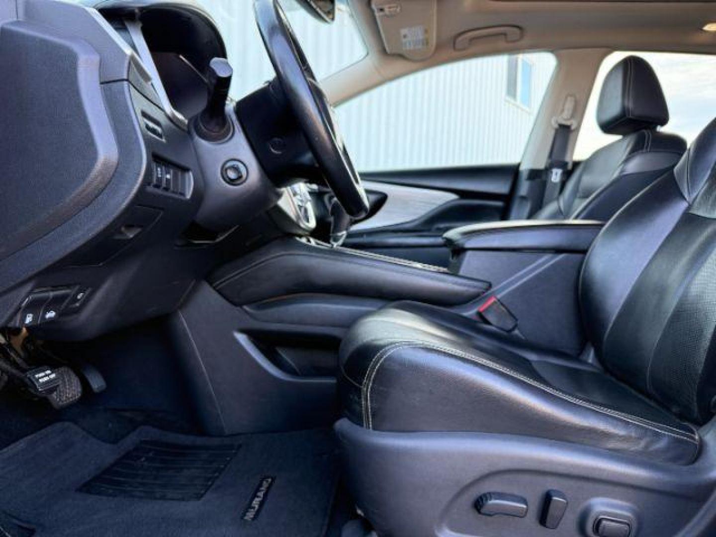 2018 GRAY /Graphite Nissan Murano (5N1AZ2MH0JN) with an 35L V-6 DOHC engine, Automatic transmission, located at 1175 N Woodruff Ave, Idaho Falls, ID, 83401, 43.506901, -111.999657 - At Timberline Auto, finding a great deal on your next vehicle is always easy! Our experienced sales staff's goal is to help find you the right vehicle at the right price! Our knowledgeable finance department has options for almost any credit score. We offer extended service contract options to prote - Photo#44