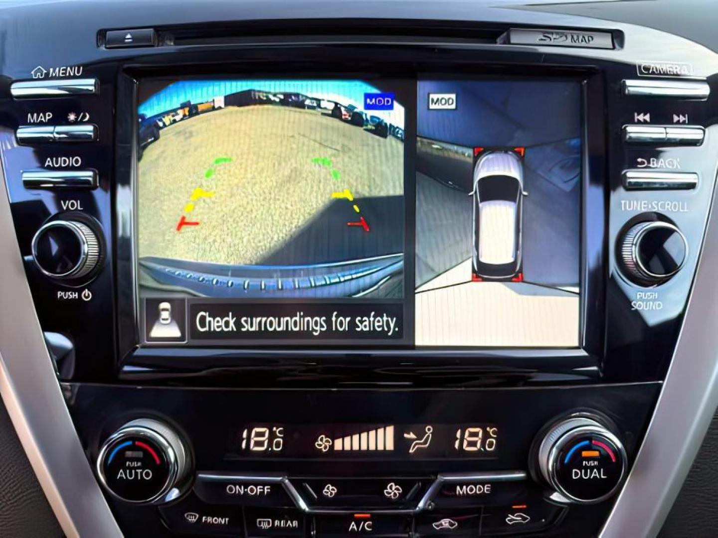 2018 GRAY /Graphite Nissan Murano (5N1AZ2MH0JN) with an 35L V-6 DOHC engine, Automatic transmission, located at 1175 N Woodruff Ave, Idaho Falls, ID, 83401, 43.506901, -111.999657 - At Timberline Auto, finding a great deal on your next vehicle is always easy! Our experienced sales staff's goal is to help find you the right vehicle at the right price! Our knowledgeable finance department has options for almost any credit score. We offer extended service contract options to prote - Photo#19