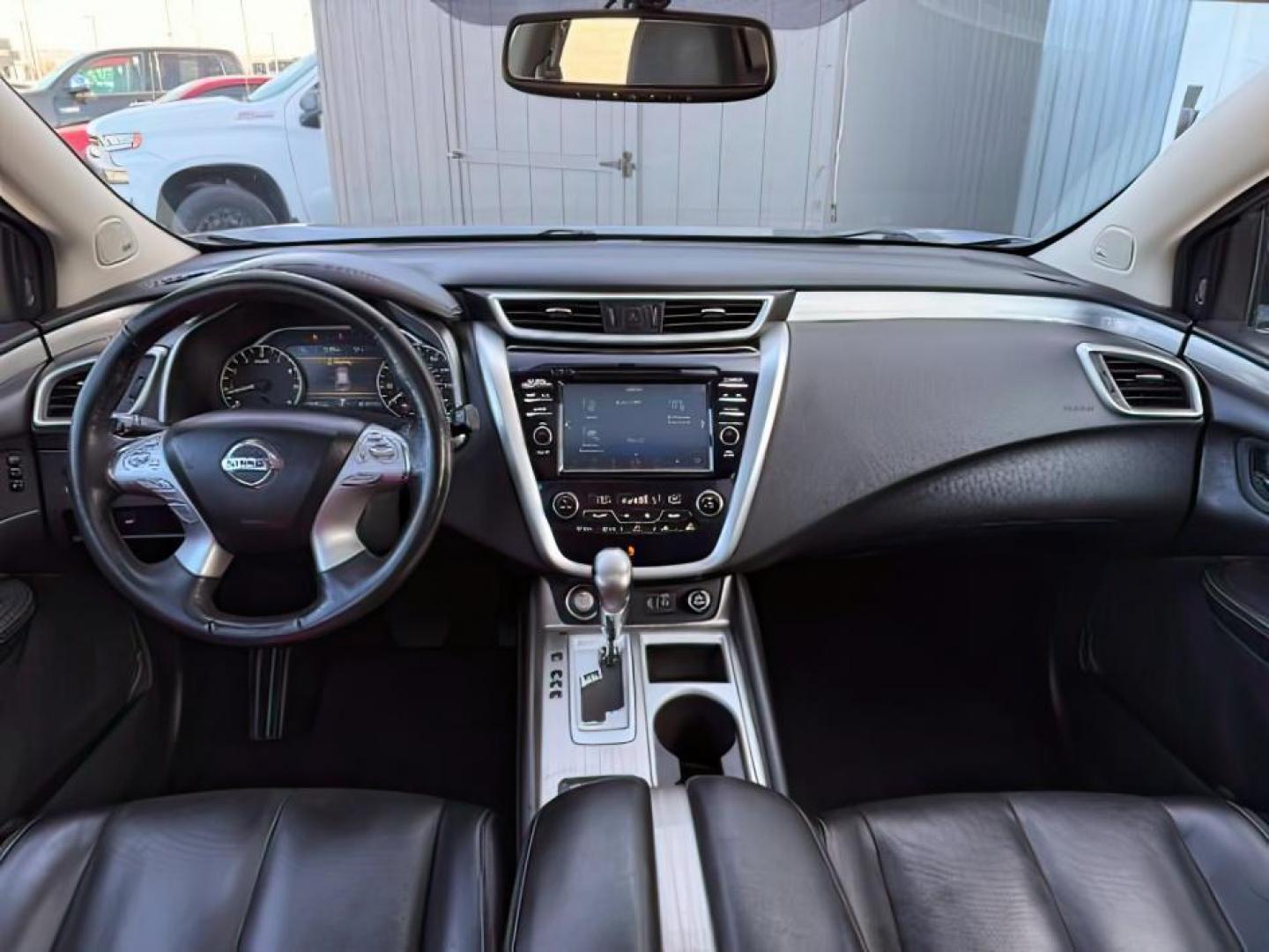 2018 GRAY /Graphite Nissan Murano (5N1AZ2MH0JN) with an 35L V-6 DOHC engine, Automatic transmission, located at 1175 N Woodruff Ave, Idaho Falls, ID, 83401, 43.506901, -111.999657 - At Timberline Auto, finding a great deal on your next vehicle is always easy! Our experienced sales staff's goal is to help find you the right vehicle at the right price! Our knowledgeable finance department has options for almost any credit score. We offer extended service contract options to prote - Photo#25