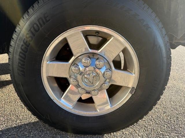 2010 BLACK /Dark Slate/Medium Graystone Dodge Ram 2500 SLT (3D7UT2CL6AG) with an Cummins 6.7L I-6 diesel direct injection engine, AUTOMATIC transmission, located at 1235 N Woodruff Ave., Idaho Falls, 83401, (208) 523-1053, 43.507172, -112.000488 - At Timberline Auto, finding a great deal on your next vehicle is always easy! Our experienced sales staff's goal is to help find you the right vehicle at the right price! Our knowledgeable finance department has options for almost any credit score. We offer extended service contract options to prote- Photo#35