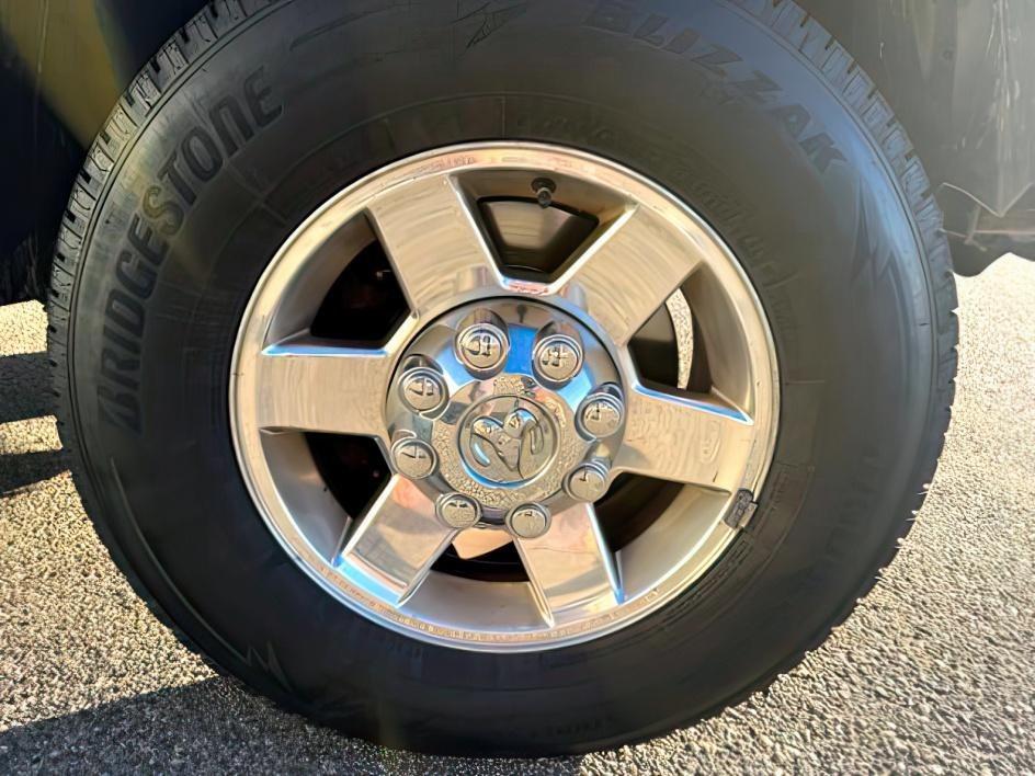 2010 Black Clearcoat /Dark Slate/Medium Graystone Dodge Ram Pickup SLT (3D7UT2CL6AG) with an 6 Cyl, 6.7L engine, 6-speed manual transmission, located at 1175 N Woodruff Ave, Idaho Falls, ID, 83401, 43.506901, -111.999657- Photo#35