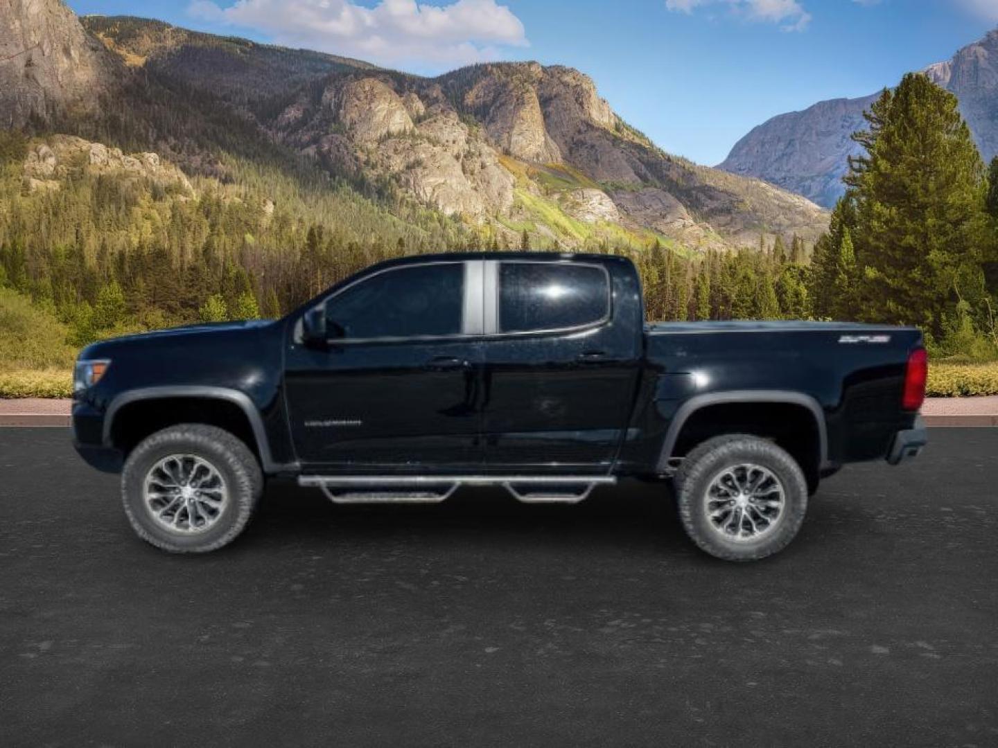 2021 BLACK /LEATHER Chevrolet Colorado (1GCGTEENXM1) with an 36L V-6 gasoline direct injection engine, Automatic transmission, located at 1175 N Woodruff Ave, Idaho Falls, ID, 83401, 43.506901, -111.999657 - At Timberline Auto, finding a great deal on your next vehicle is always easy! Our experienced sales staff's goal is to help find you the right vehicle at the right price! Our knowledgeable finance department has options for almost any credit score. We offer extended service contract options to prote - Photo#0