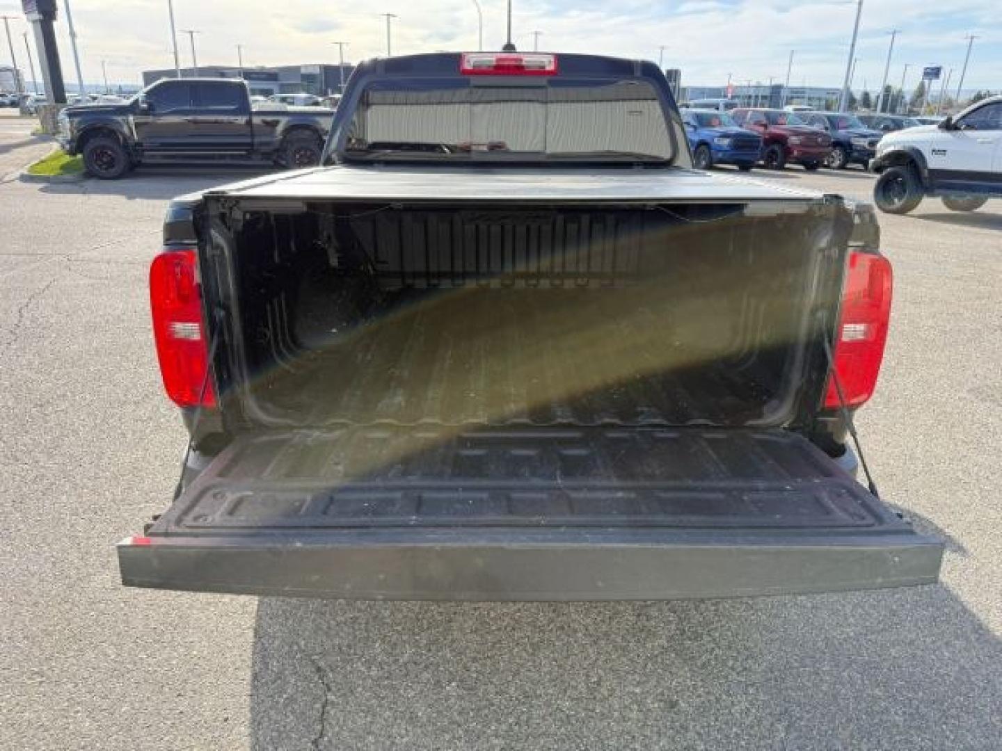 2021 BLACK /LEATHER Chevrolet Colorado (1GCGTEENXM1) with an 36L V-6 gasoline direct injection engine, Automatic transmission, located at 1175 N Woodruff Ave, Idaho Falls, ID, 83401, 43.506901, -111.999657 - At Timberline Auto, finding a great deal on your next vehicle is always easy! Our experienced sales staff's goal is to help find you the right vehicle at the right price! Our knowledgeable finance department has options for almost any credit score. We offer extended service contract options to prote - Photo#33