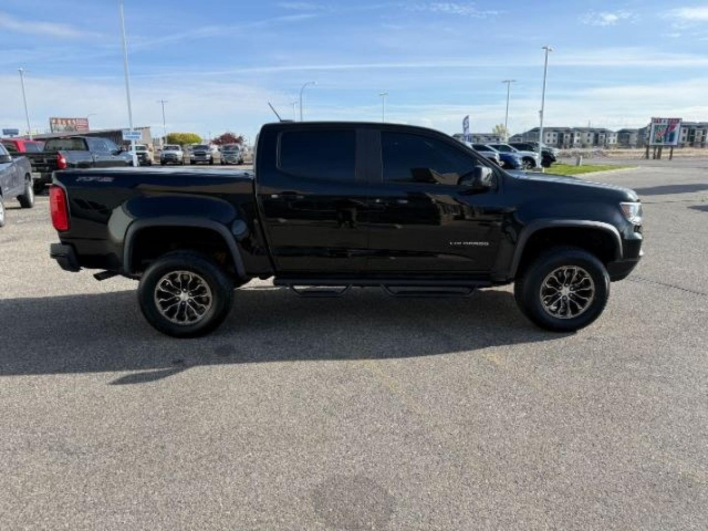 2021 BLACK /LEATHER Chevrolet Colorado (1GCGTEENXM1) with an 36L V-6 gasoline direct injection engine, Automatic transmission, located at 1175 N Woodruff Ave, Idaho Falls, ID, 83401, 43.506901, -111.999657 - At Timberline Auto, finding a great deal on your next vehicle is always easy! Our experienced sales staff's goal is to help find you the right vehicle at the right price! Our knowledgeable finance department has options for almost any credit score. We offer extended service contract options to prote - Photo#35