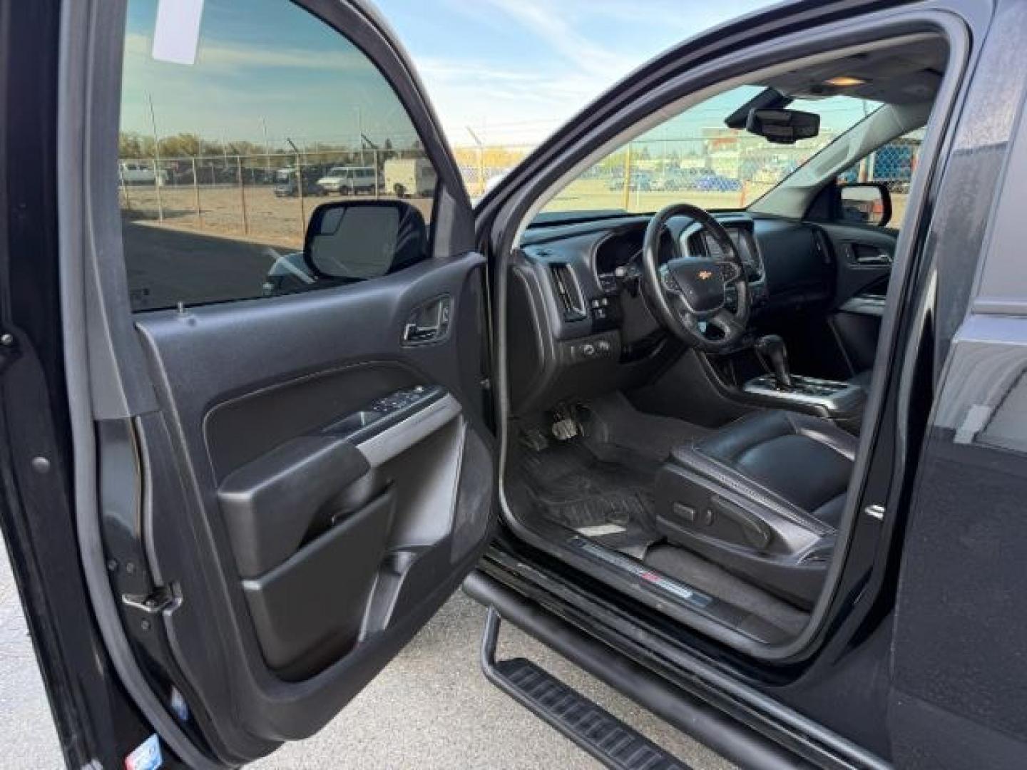 2021 BLACK /LEATHER Chevrolet Colorado (1GCGTEENXM1) with an 36L V-6 gasoline direct injection engine, Automatic transmission, located at 1175 N Woodruff Ave, Idaho Falls, ID, 83401, 43.506901, -111.999657 - At Timberline Auto, finding a great deal on your next vehicle is always easy! Our experienced sales staff's goal is to help find you the right vehicle at the right price! Our knowledgeable finance department has options for almost any credit score. We offer extended service contract options to prote - Photo#40