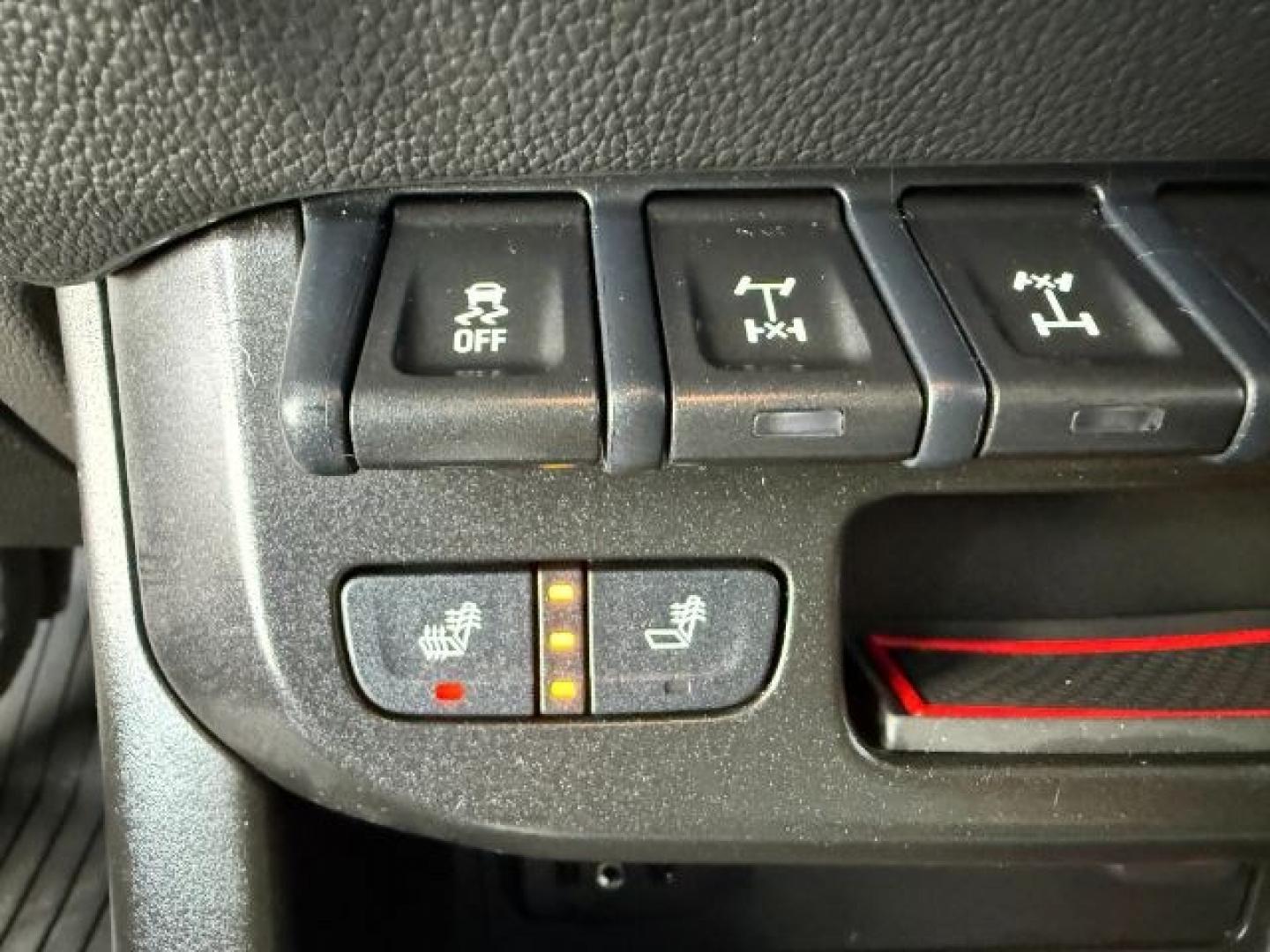 2021 BLACK /LEATHER Chevrolet Colorado (1GCGTEENXM1) with an 36L V-6 gasoline direct injection engine, Automatic transmission, located at 1175 N Woodruff Ave, Idaho Falls, ID, 83401, 43.506901, -111.999657 - At Timberline Auto, finding a great deal on your next vehicle is always easy! Our experienced sales staff's goal is to help find you the right vehicle at the right price! Our knowledgeable finance department has options for almost any credit score. We offer extended service contract options to prote - Photo#46