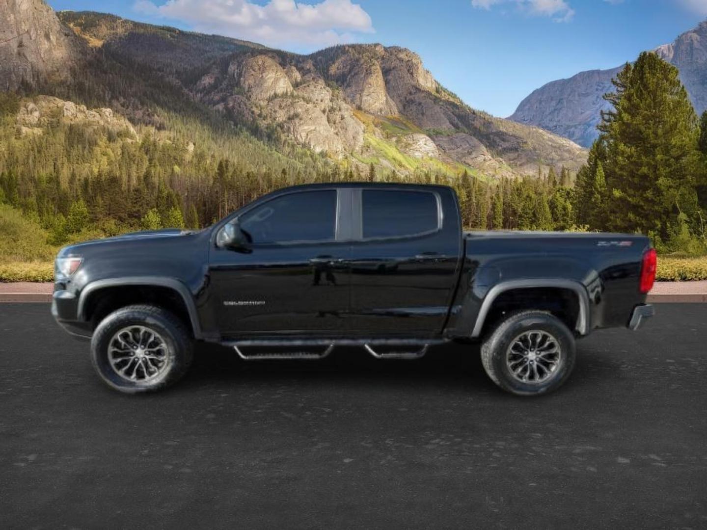 2021 BLACK /LEATHER Chevrolet Colorado (1GCGTEENXM1) with an 36L V-6 gasoline direct injection engine, Automatic transmission, located at 1175 N Woodruff Ave, Idaho Falls, ID, 83401, 43.506901, -111.999657 - At Timberline Auto, finding a great deal on your next vehicle is always easy! Our experienced sales staff's goal is to help find you the right vehicle at the right price! Our knowledgeable finance department has options for almost any credit score. We offer extended service contract options to prote - Photo#1